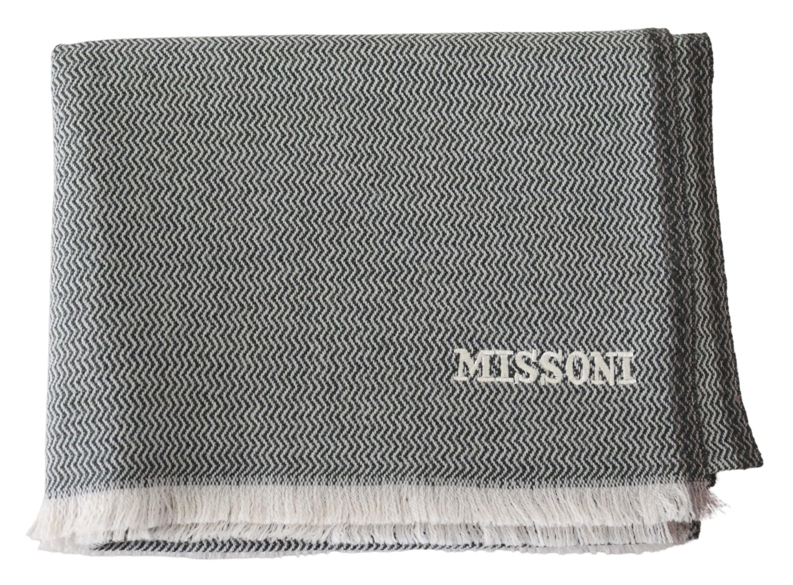 Missoni Plush Zigzag Cashmere Scarf in Gray - Luksusmuotia Missoni - Tutustu YVES JAVANNI® 