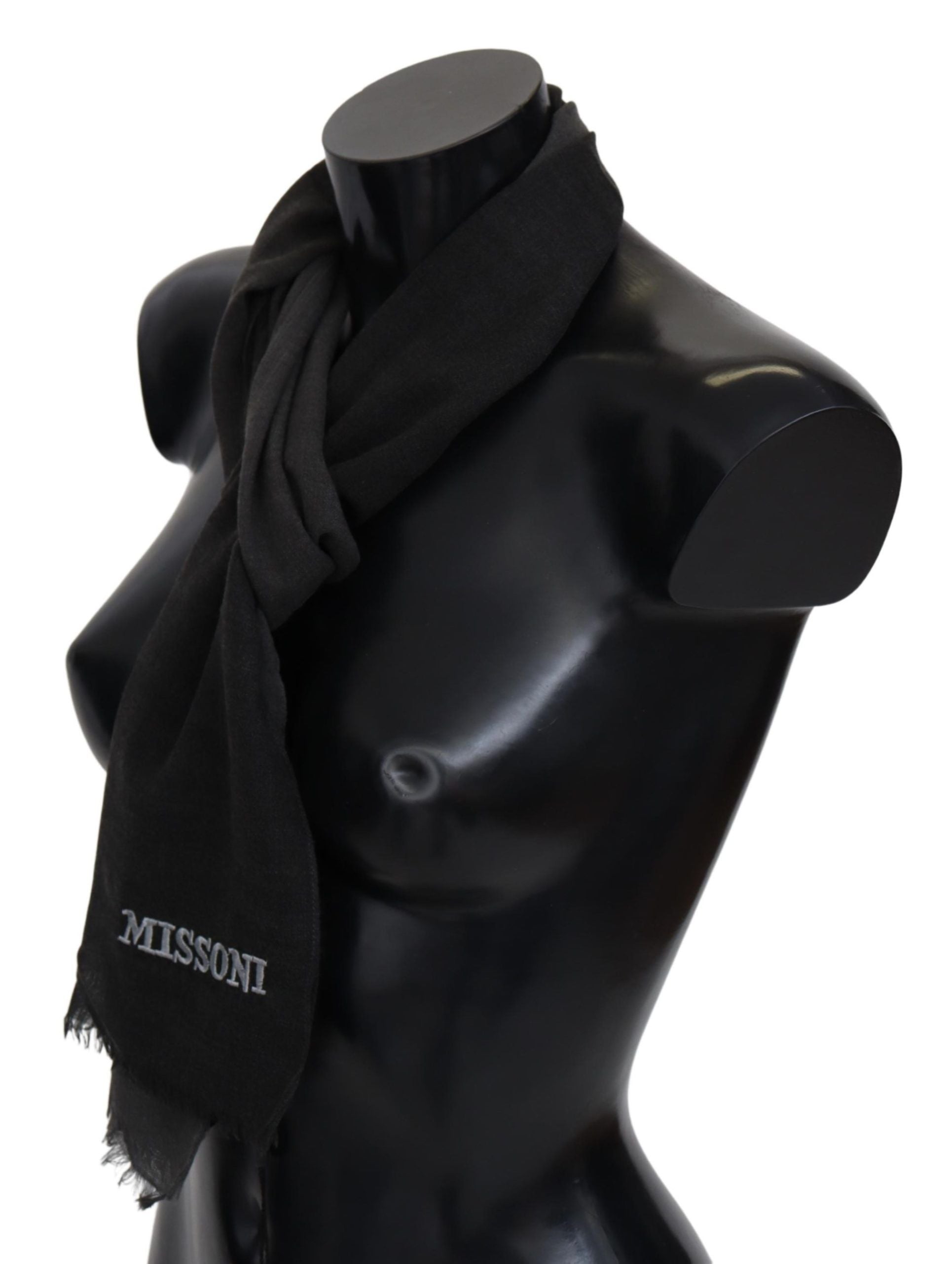 Missoni Elegant Black Wool Scarf with Fringes - Luksuslaukut ja asusteet Missoni - Tutustu YVES JAVANNI® 