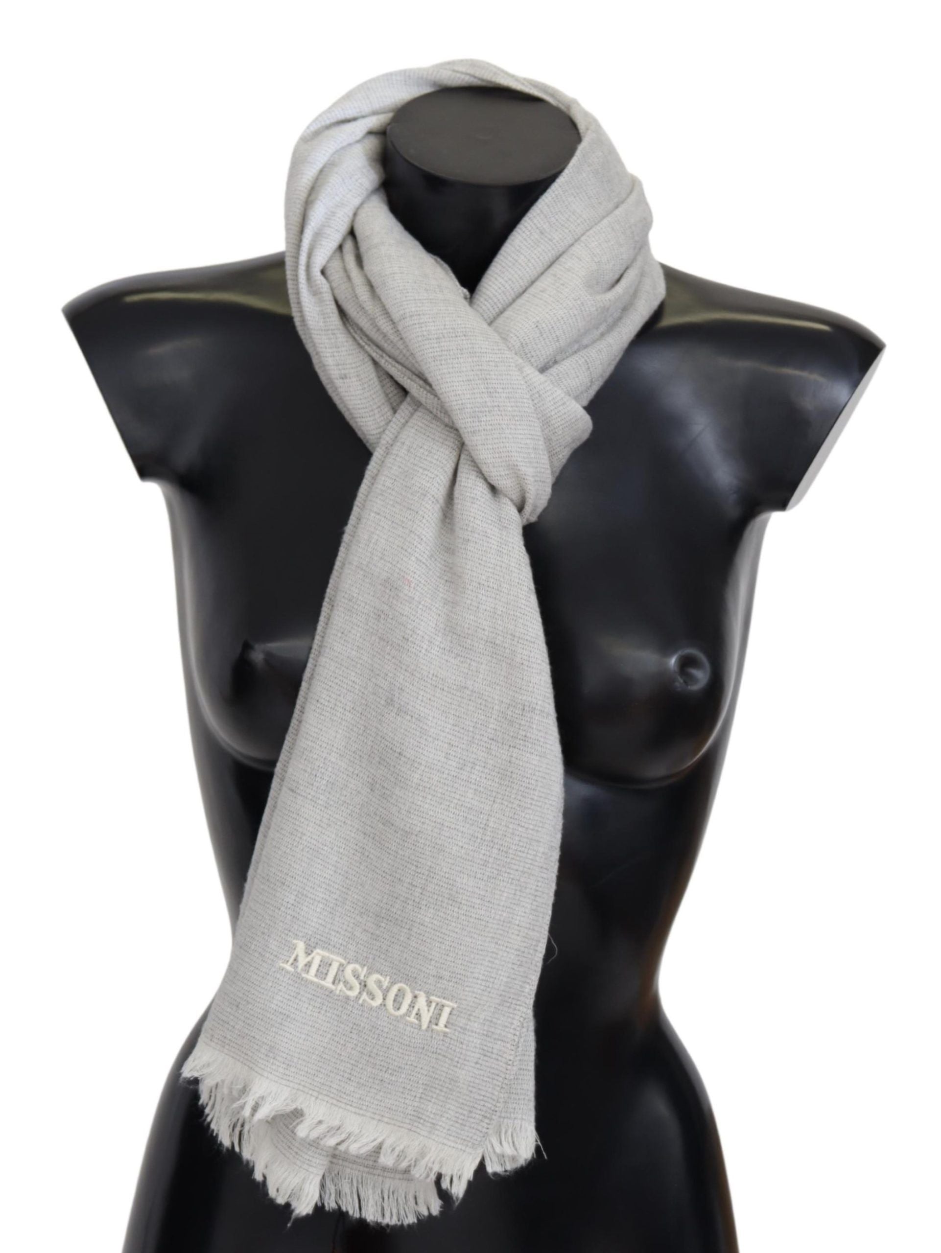 Missoni Elegant Wool Scarf with Signature Embroidery - Luksuslaukut ja asusteet Missoni - Tutustu YVES JAVANNI® 