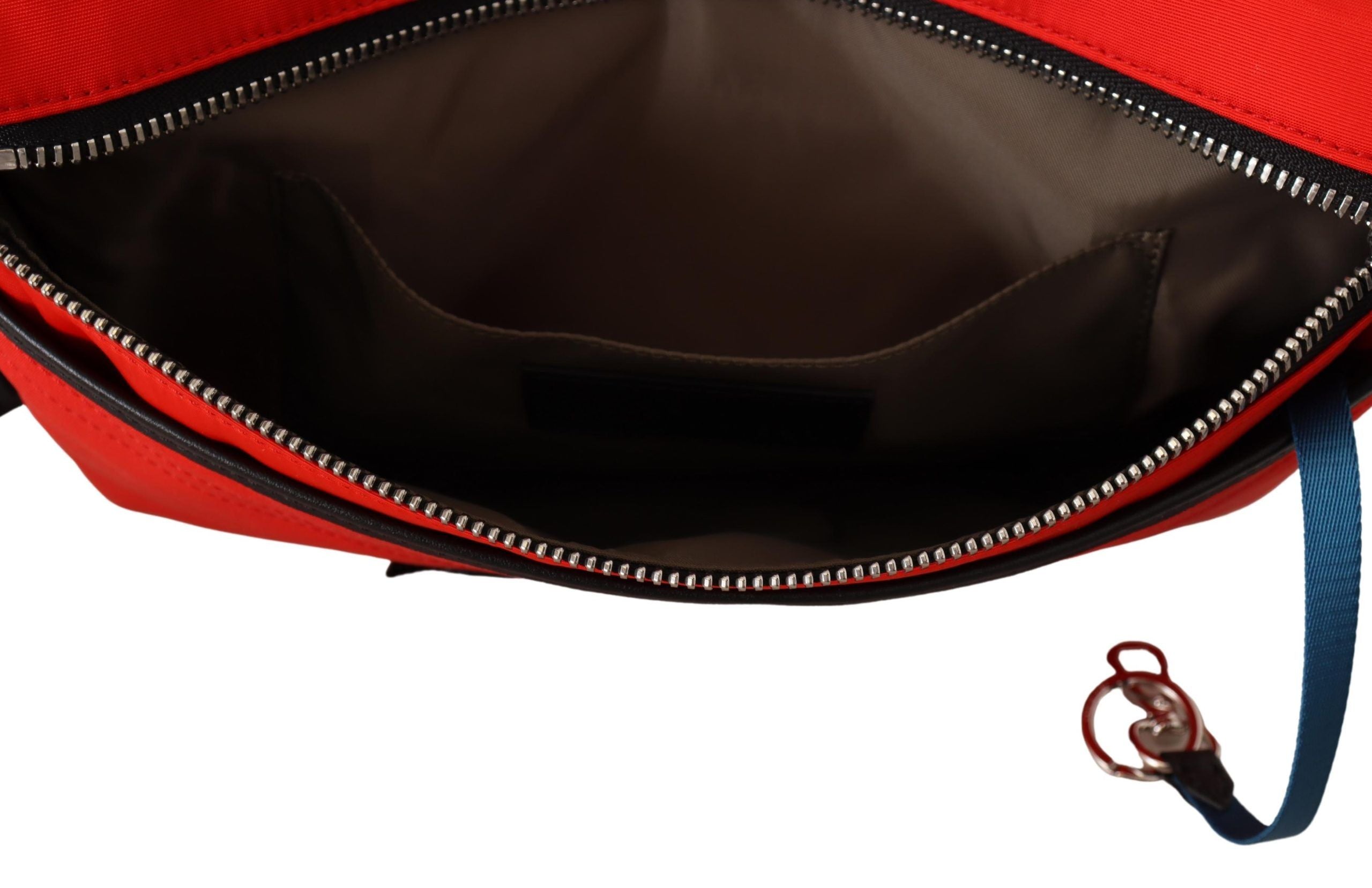 Givenchy Chic Red and Black Downtown Crossbody Bag - Luksuslaukut ja asusteet Givenchy - Tutustu YVES JAVANNI® 