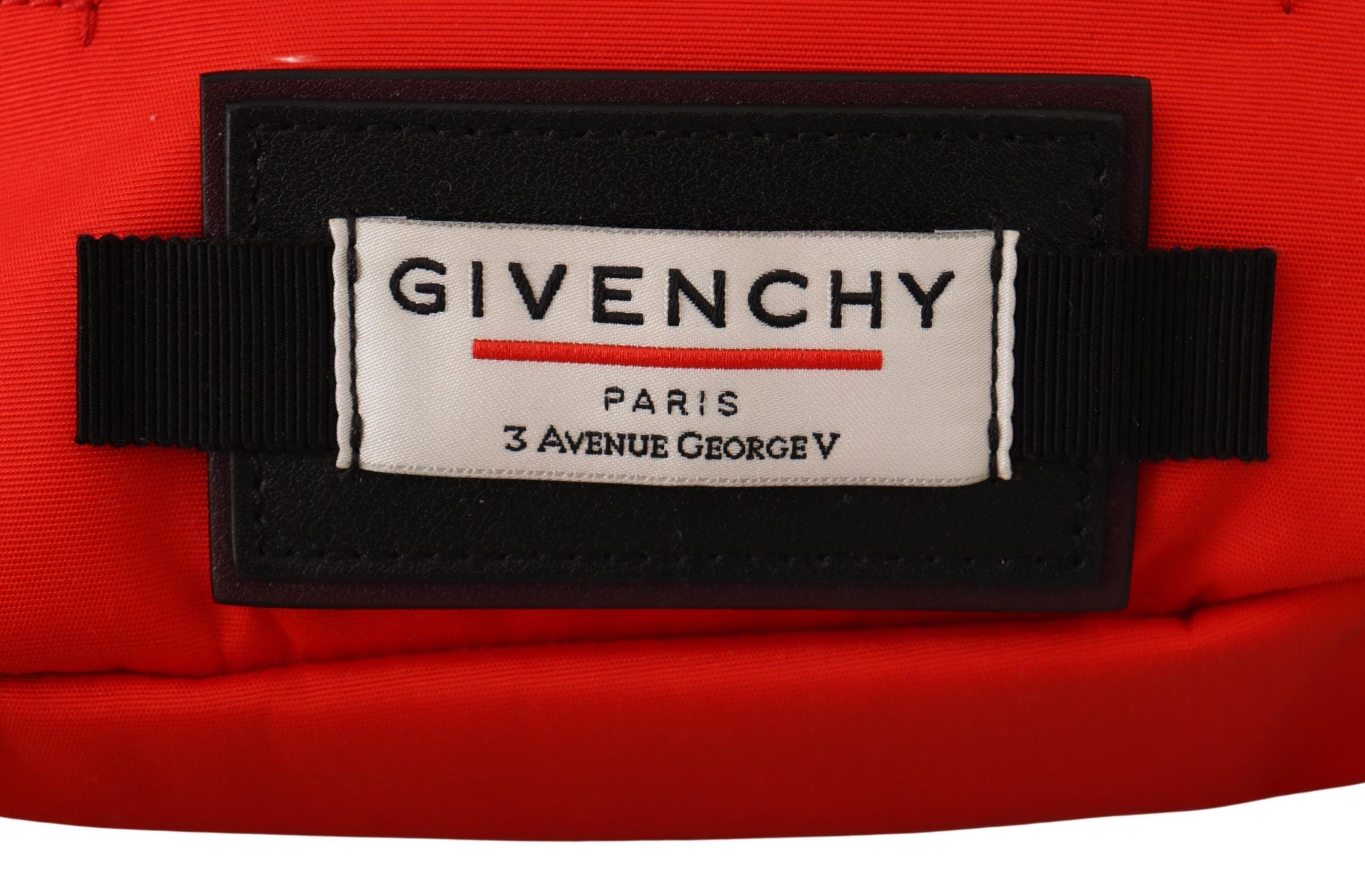 Givenchy Elegant Large Belt Bag in Red and Black - Luksuslaukut ja asusteet Givenchy - Tutustu YVES JAVANNI® 