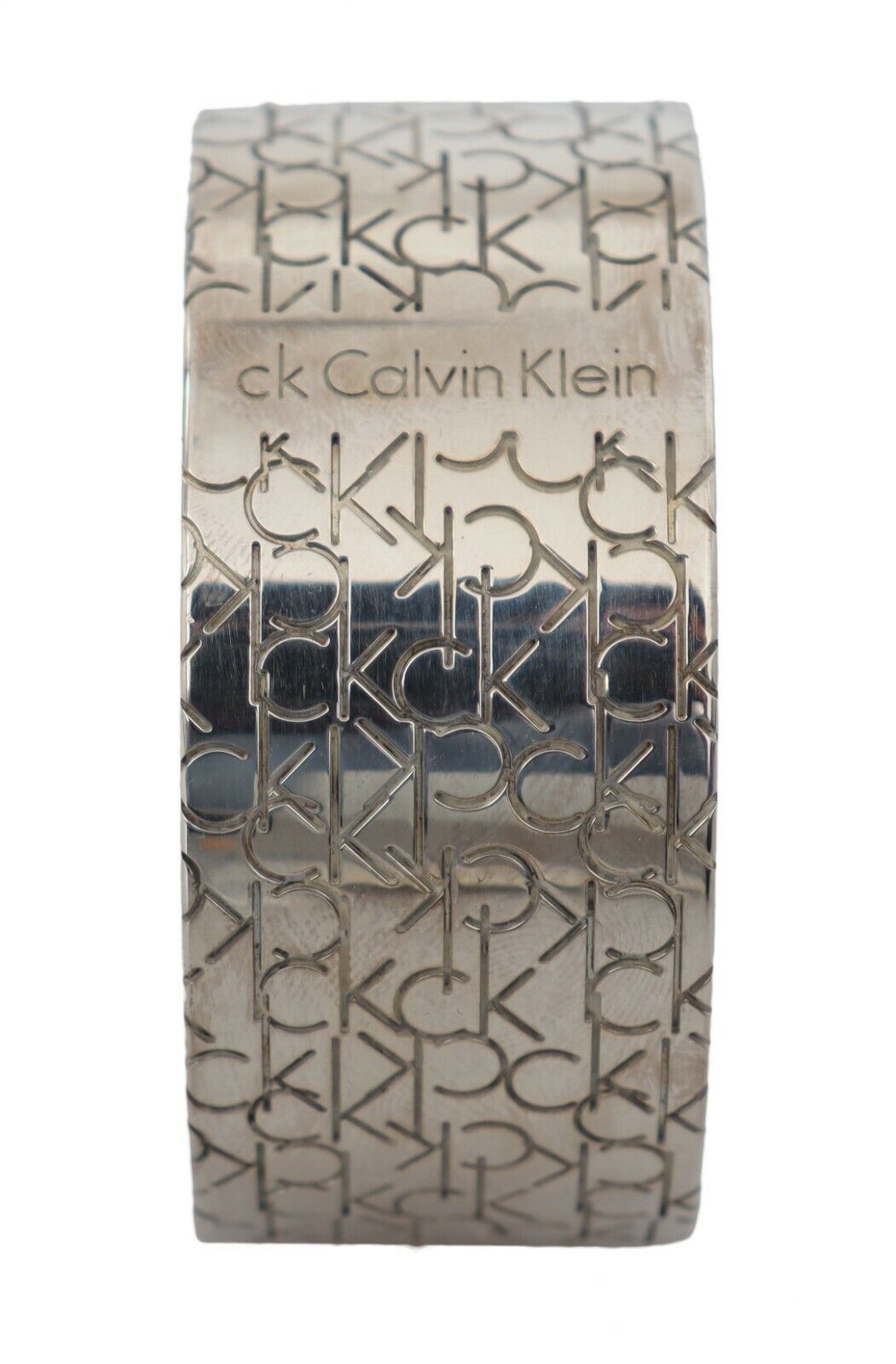 Calvin Klein Elegant Sterling Silver Logo Bangle Bracelet - Luksuslaukut ja asusteet Calvin Klein - Tutustu YVES JAVANNI® 