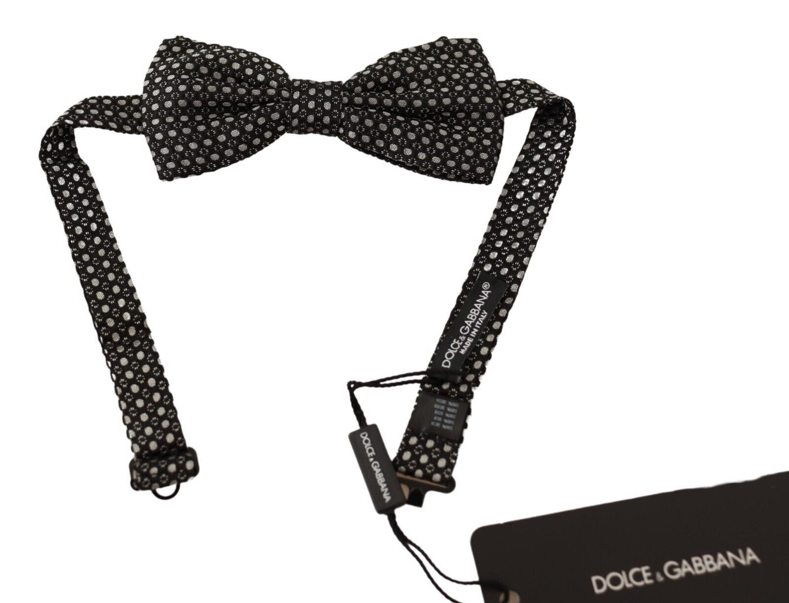 Dolce & Gabbana Elegant Silk Black Bow Tie with Metal Clasp Detail - Luksusmuotia Dolce & Gabbana - Tutustu YVES JAVANNI® 