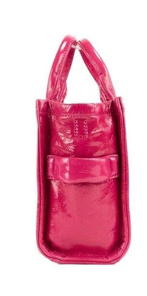 Marc Jacobs The Shiny Crinkle Mini Tote Magenta Leather Crossbody Handbag Purse - Luksuslaukut ja asusteet Marc Jacobs - Tutustu YVES JAVANNI® 