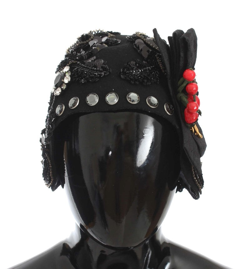 Dolce & Gabbana Elegant Black Crystal-Adorned Cloche Hat - Luksusmuotia Dolce & Gabbana - Tutustu YVES JAVANNI® 