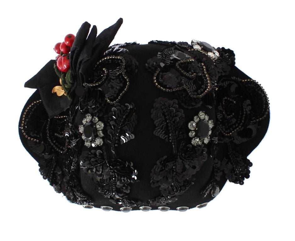 Dolce & Gabbana Elegant Black Crystal-Adorned Cloche Hat - Luksusmuotia Dolce & Gabbana - Tutustu YVES JAVANNI® 