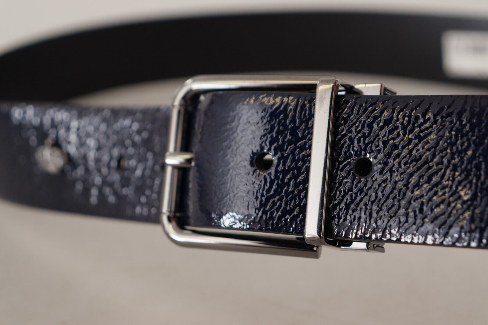 Dolce & Gabbana Elegant Blue Leather Belt with Silver Buckle - Luksusmuotia Dolce & Gabbana - Tutustu YVES JAVANNI® 