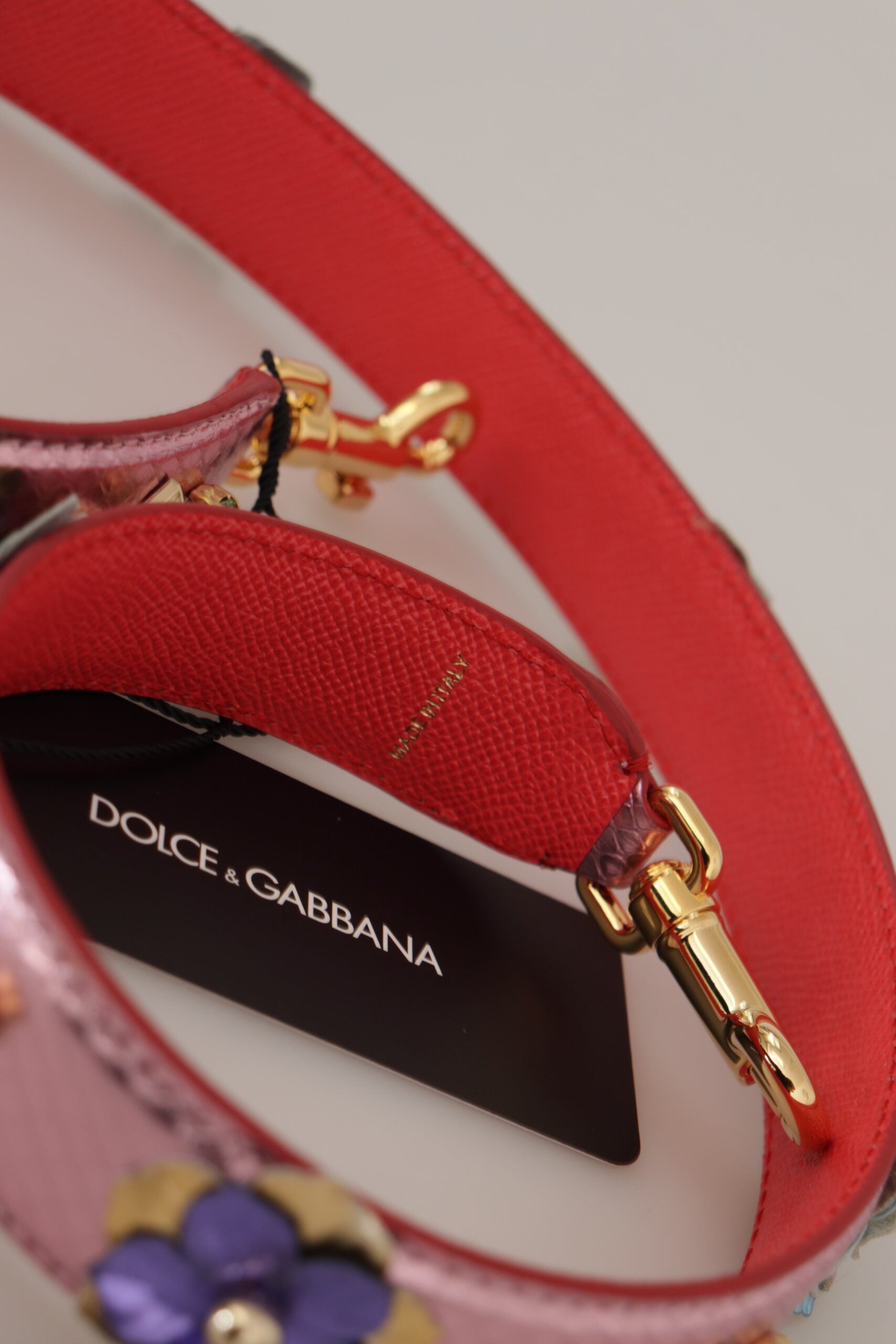 Dolce & Gabbana Elegant Metallic Pink Leather Shoulder Strap - Luksuslaukut ja asusteet Dolce & Gabbana - Tutustu YVES JAVANNI® 