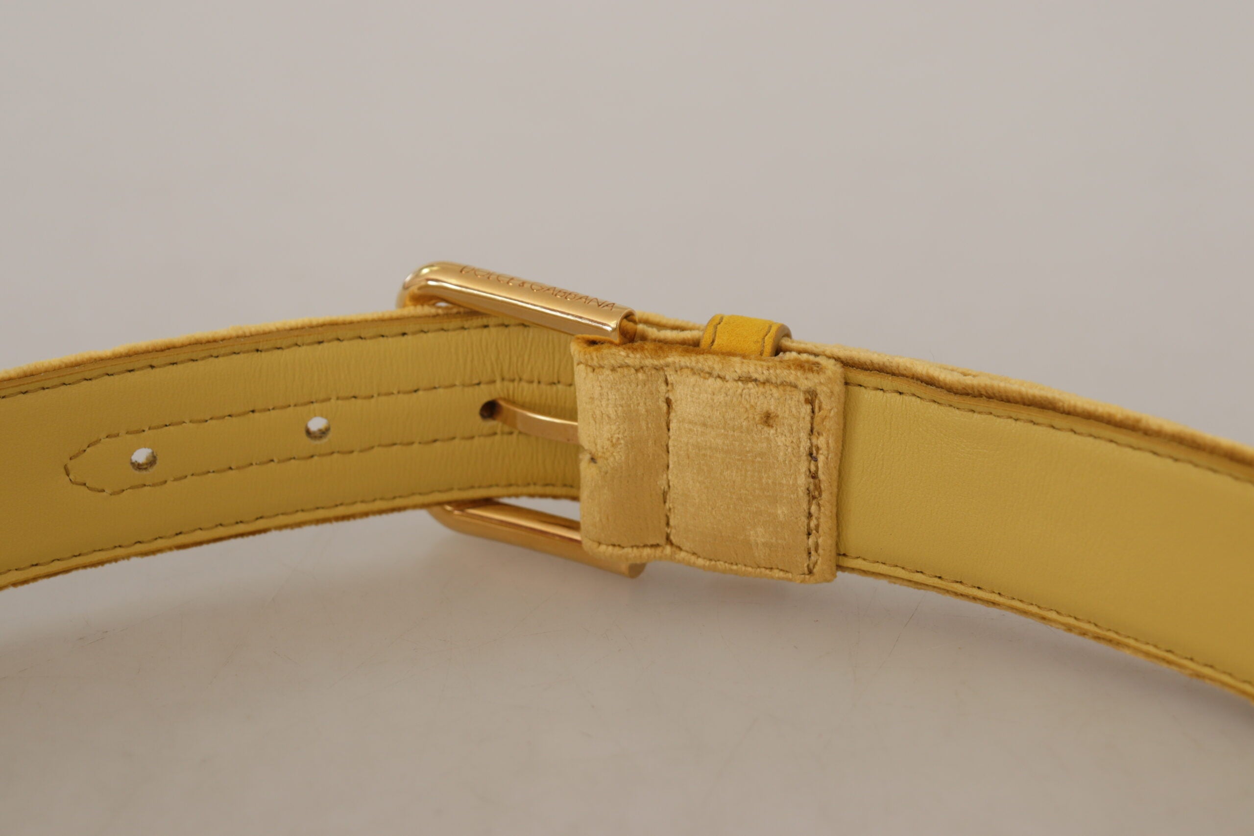 Dolce & Gabbana Elegant Velvet Designer Gold-Buckled Belt - Luksusmuotia Dolce & Gabbana - Tutustu YVES JAVANNI® 