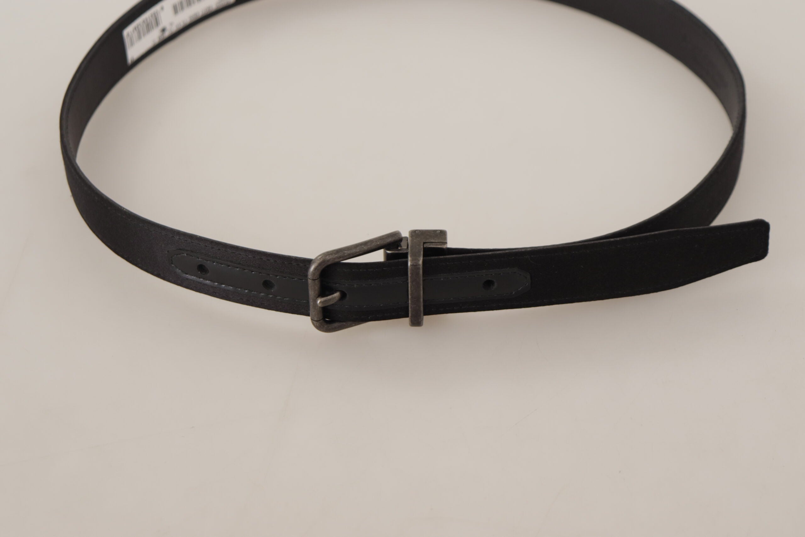 Dolce & Gabbana Elegant Black Leather Belt with Metal Buckle - Luksusmuotia Dolce & Gabbana - Tutustu YVES JAVANNI® 