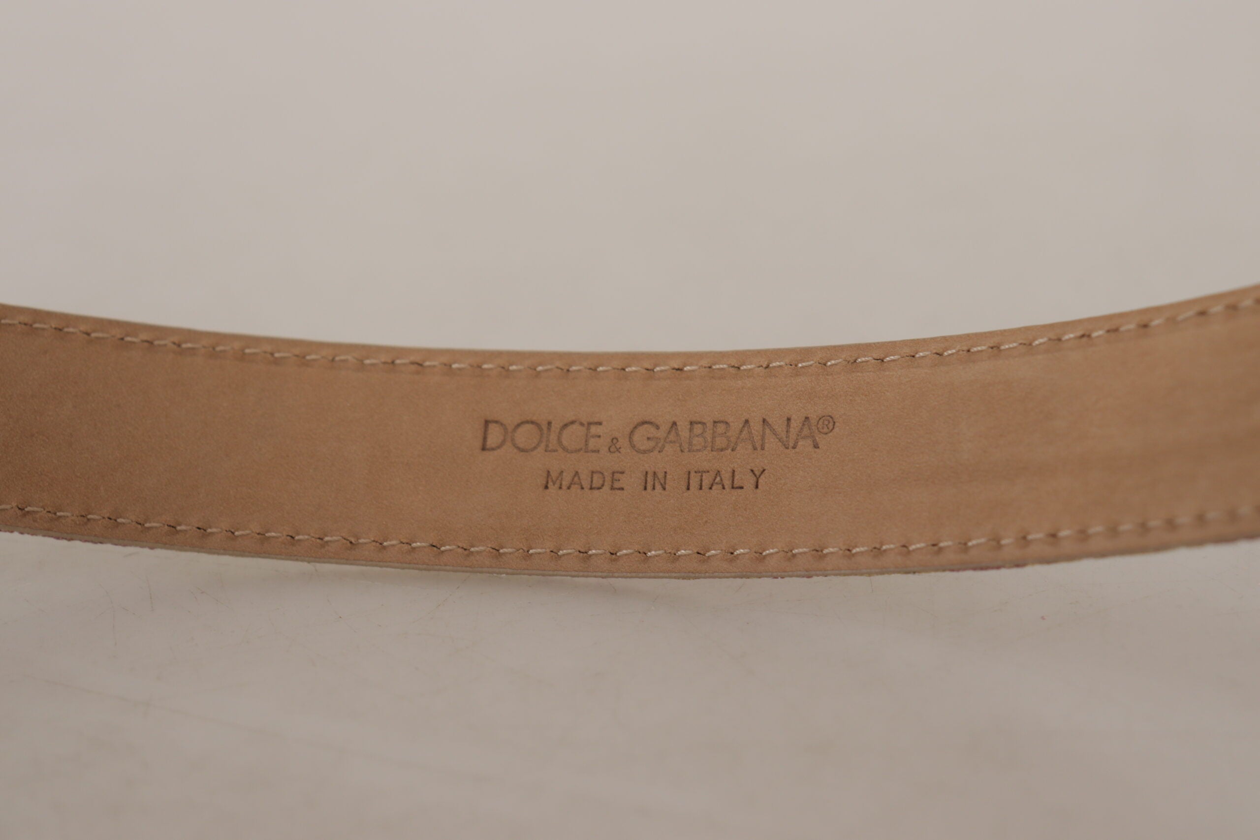 Dolce & Gabbana Chic Gold and Pink Leather Belt - Luksusmuotia Dolce & Gabbana - Tutustu YVES JAVANNI® 