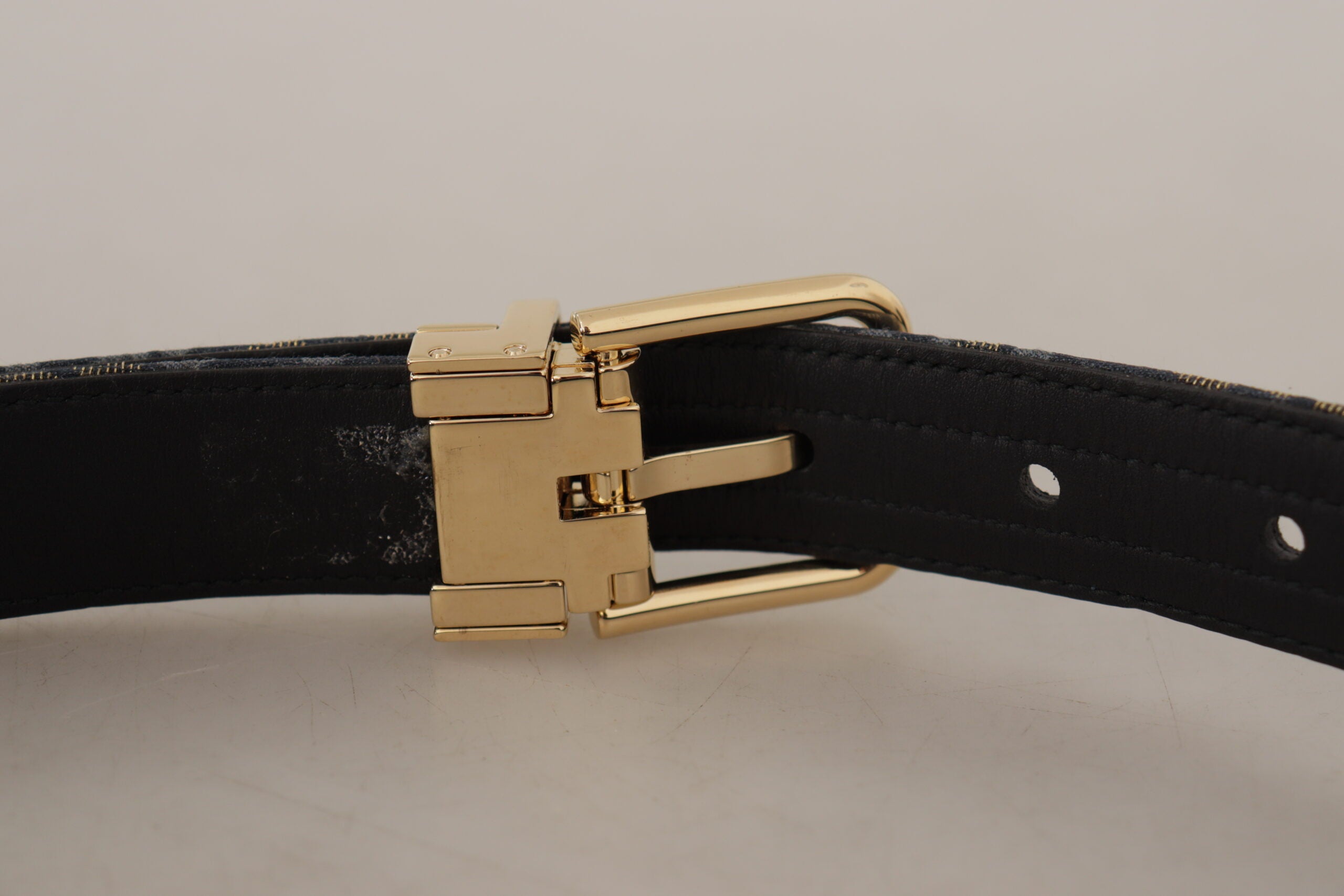 Dolce & Gabbana Elegant Navy Blue Leather Belt - Luksusmuotia Dolce & Gabbana - Tutustu YVES JAVANNI® 