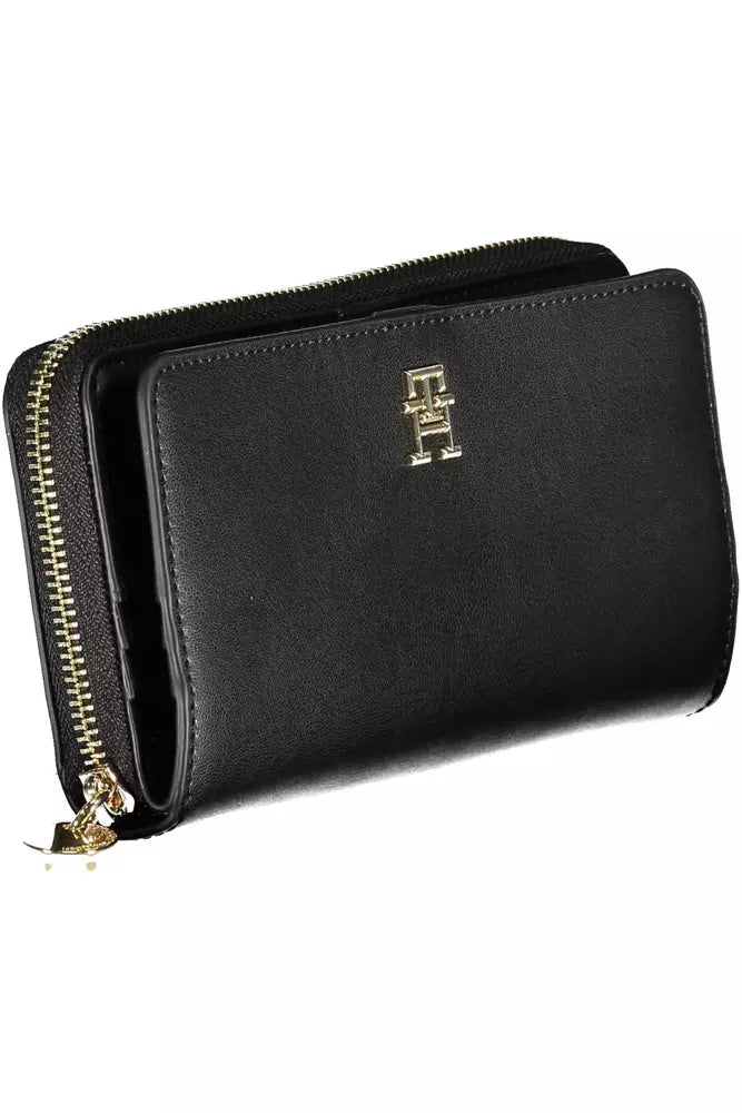 Tommy Hilfiger Black Polyethylene Women Wallet - Luksuslaukut ja asusteet Tommy Hilfiger - Tutustu YVES JAVANNI® 