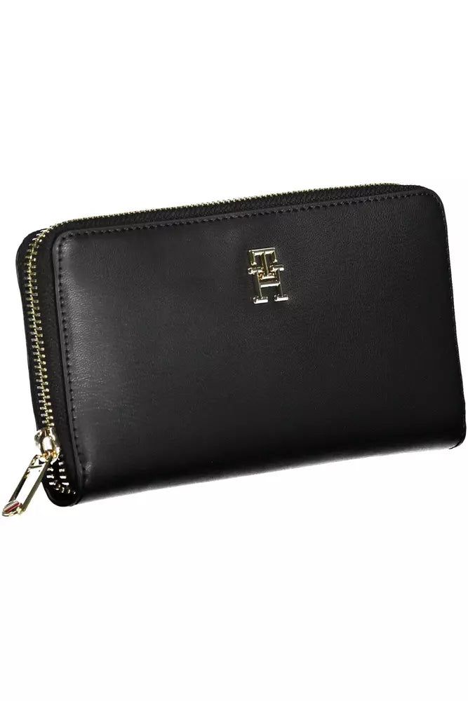 Tommy Hilfiger Black Polyethylene Women Wallet - Luksuslaukut ja asusteet Tommy Hilfiger - Tutustu YVES JAVANNI® 