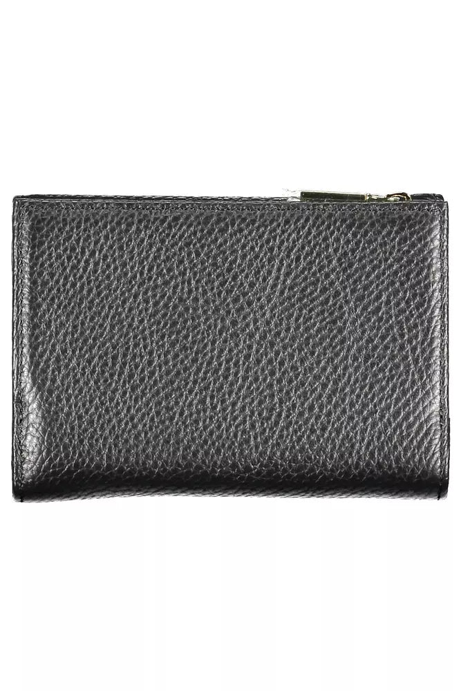 Coccinelle Chic Black Leather Wallet with Multiple Compartments - Luksusmuotia Coccinelle - Tutustu YVES JAVANNI® 