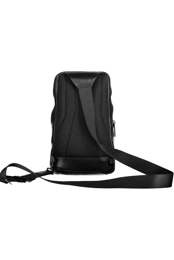 Piquadro Sleek Black Leather Shoulder Bag with Laptop Space - Luksusmuotia Piquadro - Tutustu YVES JAVANNI® 