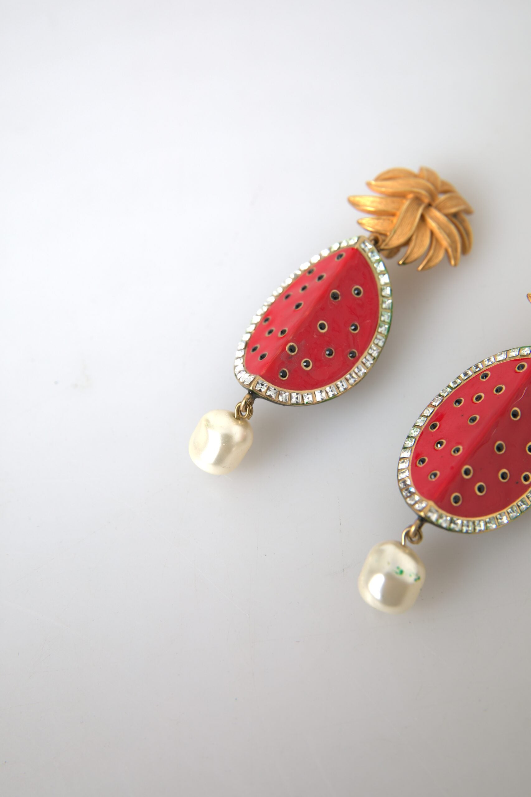 Dolce & Gabbana Radiant Red Watermelon Clip-On Earrings - Luksuslaukut ja asusteet Dolce & Gabbana - Tutustu YVES JAVANNI® 