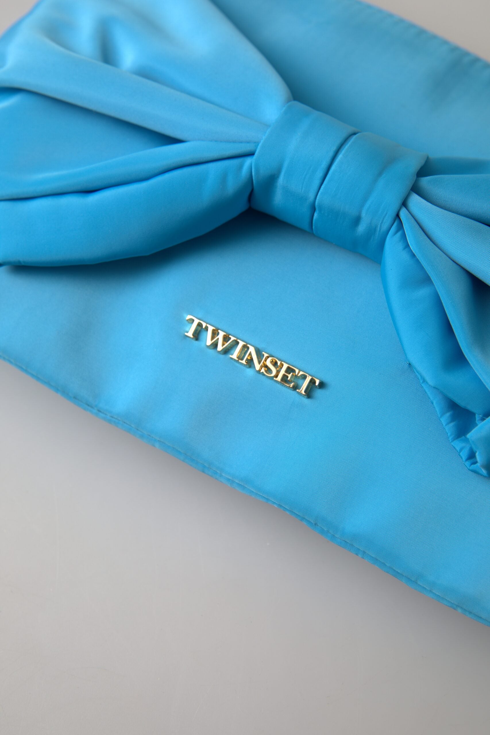 Twinset Elegant Silk Clutch with Bow Accent - Luksusmuotia Twinset - Tutustu YVES JAVANNI® 