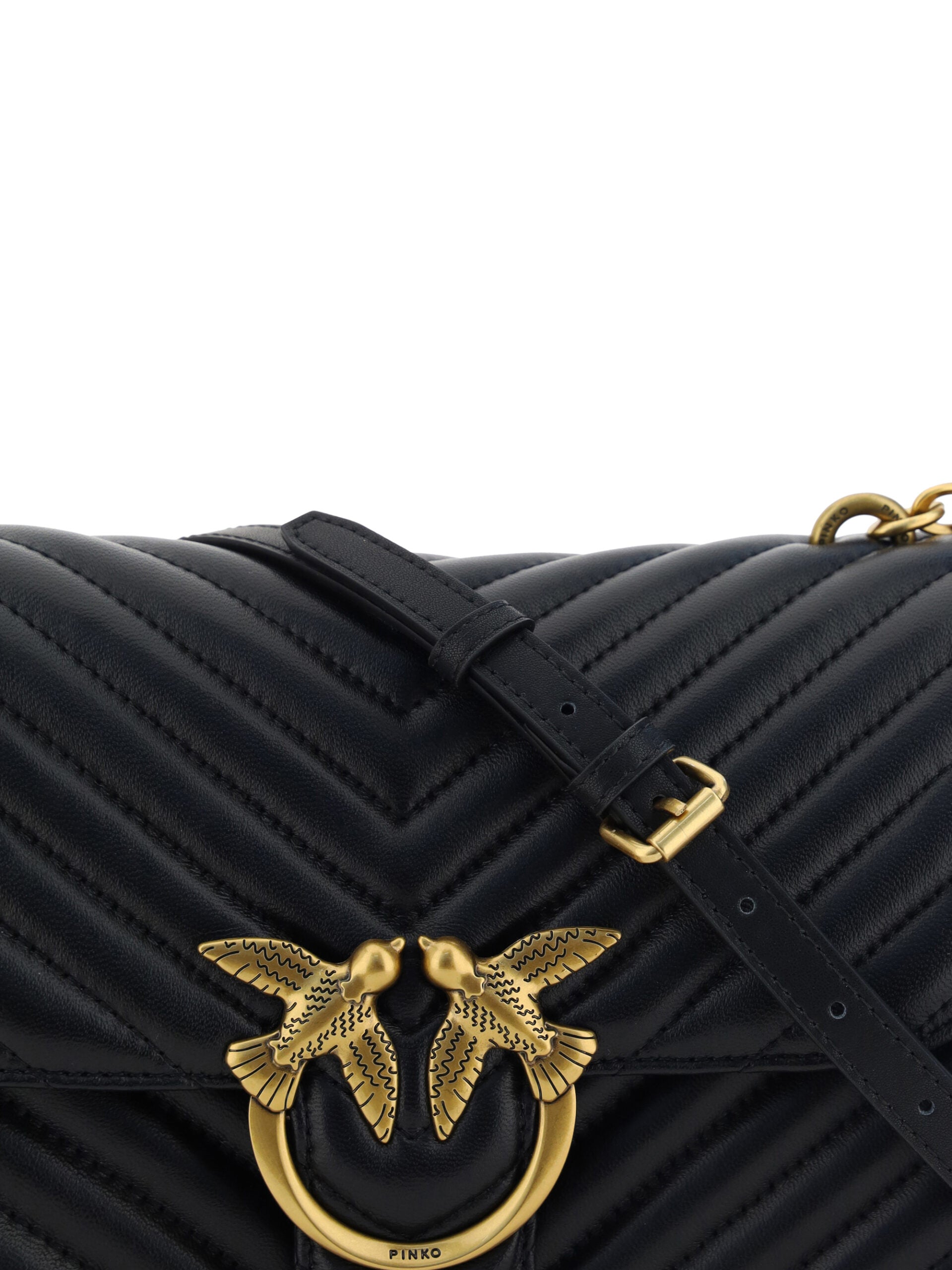 PINKO Elegant Black Quilted Leather Shoulder Bag - Luksusmuotia PINKO - Tutustu YVES JAVANNI® 