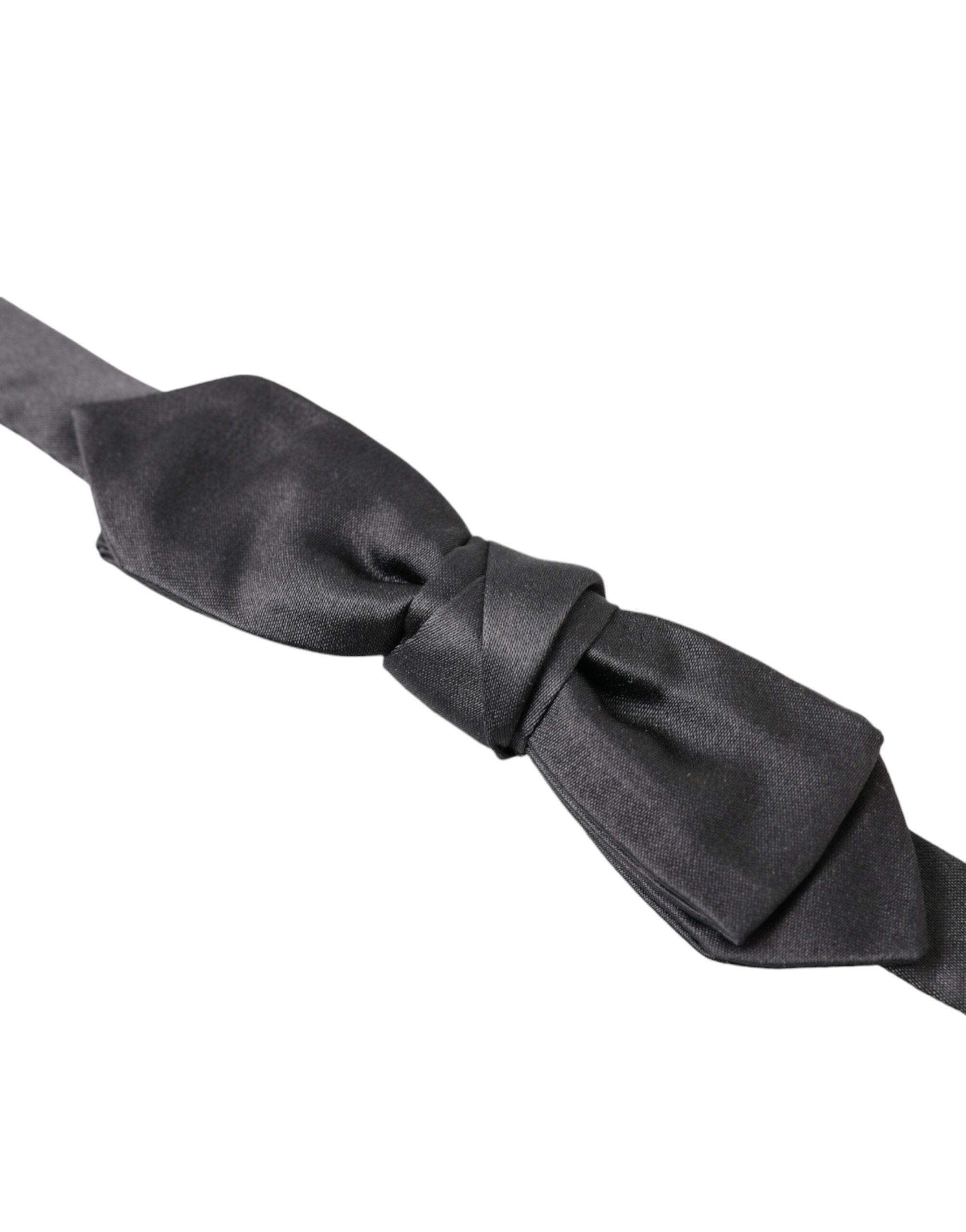 Dolce & Gabbana Elegant Anthracite Silk Bow Tie - Luksusmuotia Dolce & Gabbana - Tutustu YVES JAVANNI® 