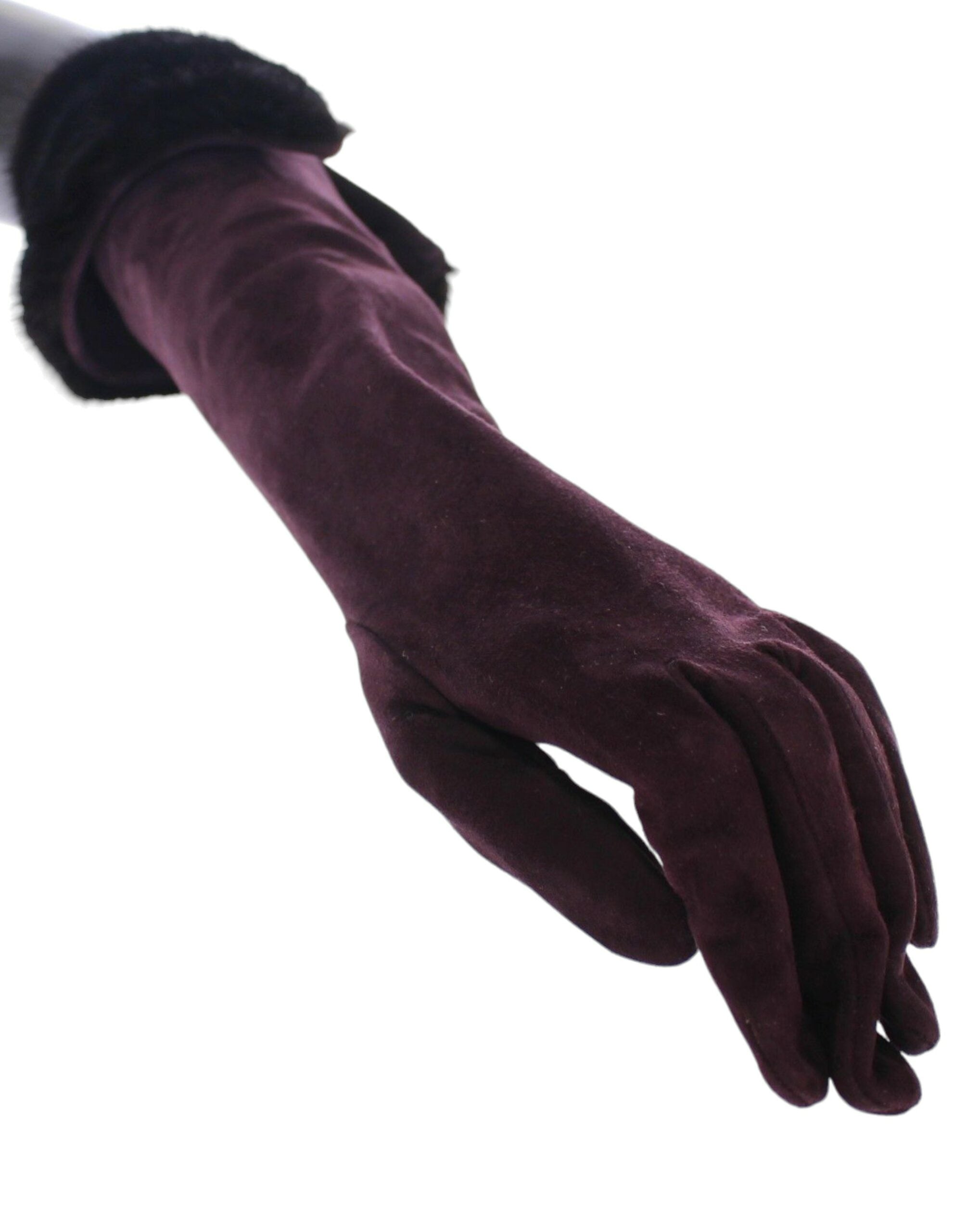 Dolce & Gabbana Elegant Elbow Length Purple Fur Gloves - Luksusmuotia Dolce & Gabbana - Tutustu YVES JAVANNI® 