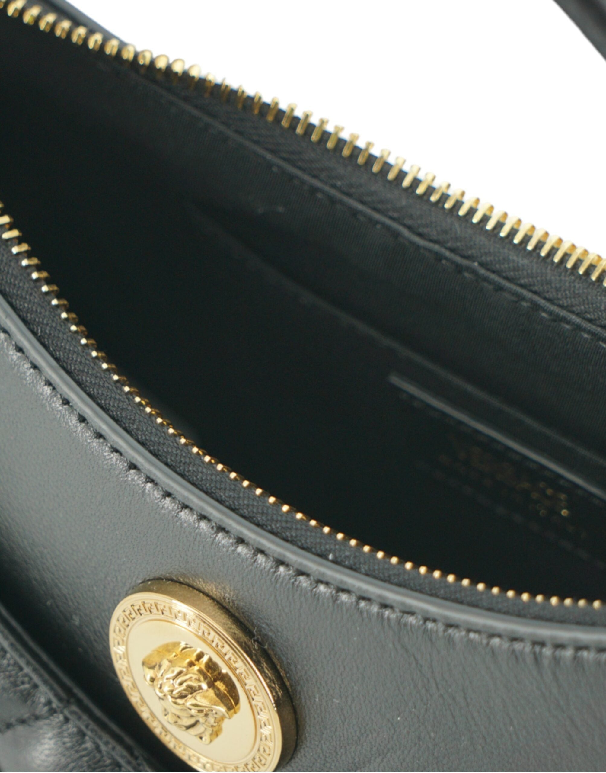 Versace Elegant Half Moon Leather Shoulder Bag - Luksusmuotia Versace - Tutustu YVES JAVANNI® 