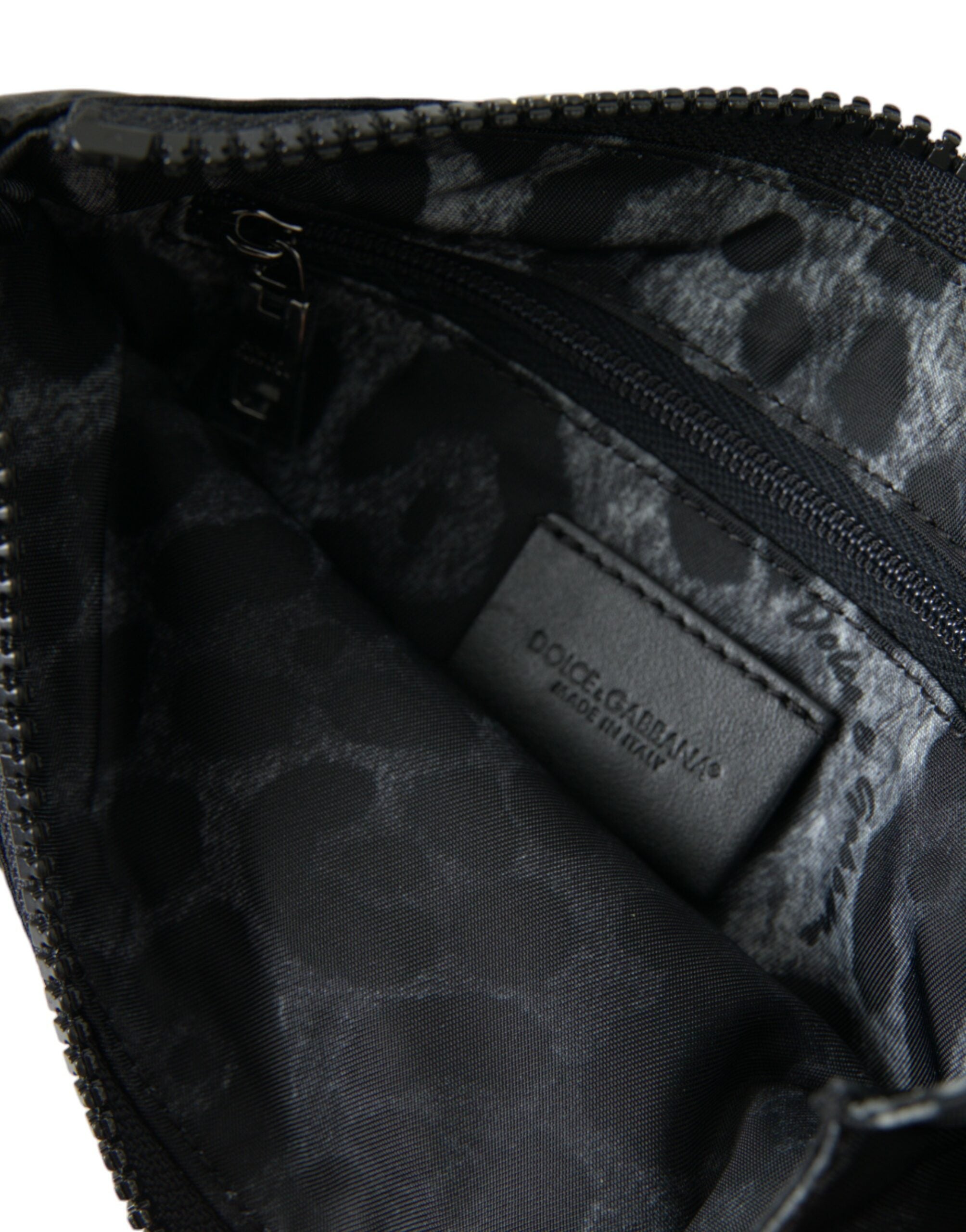 Dolce & Gabbana Sleek Designer Nylon-Leather Pouch in Black - Luksuslaukut ja asusteet Dolce & Gabbana - Tutustu YVES JAVANNI® 