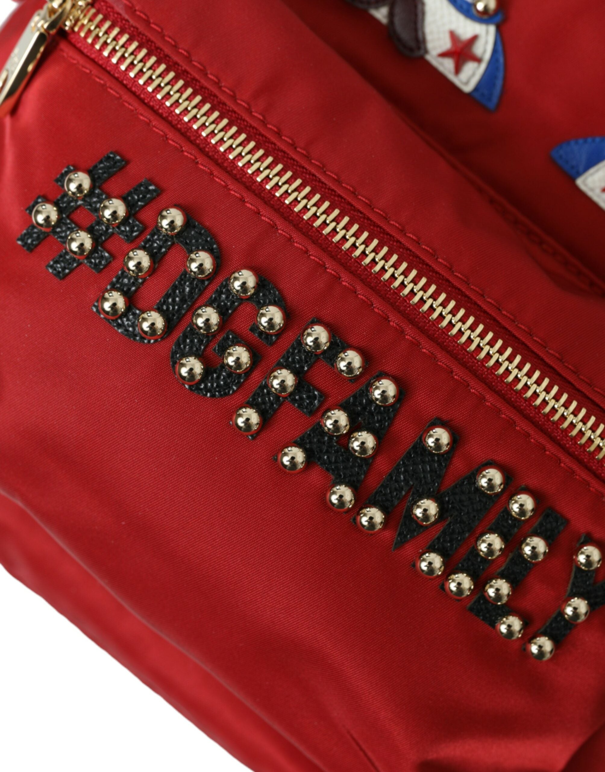 Dolce & Gabbana Embellished Red Backpack with Gold Detailing - Luksusmuotia Dolce & Gabbana - Tutustu YVES JAVANNI® 