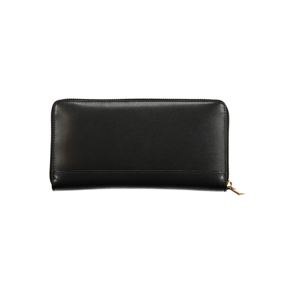 Guess Triple-Compartment Chic Black Wallet - Luksusmuotia Guess Jeans - Tutustu YVES JAVANNI® 