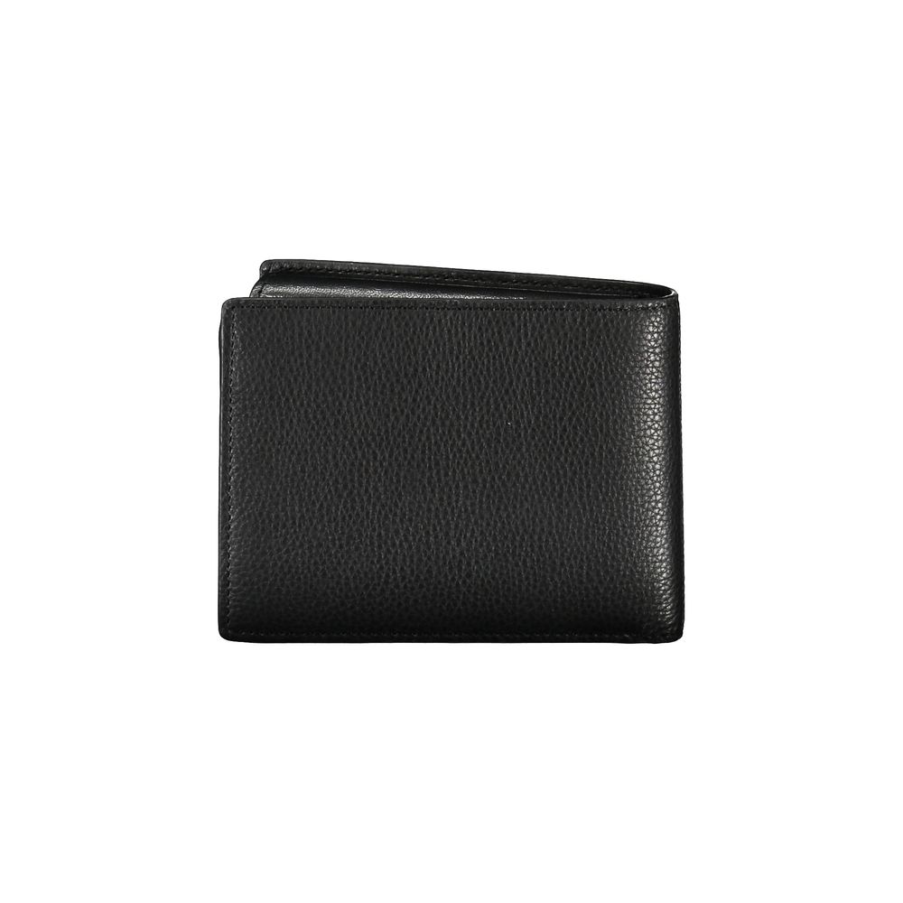 Guess Sleek Black Leather Dual Compartment Wallet - Luksusmuotia Guess Jeans - Tutustu YVES JAVANNI® 