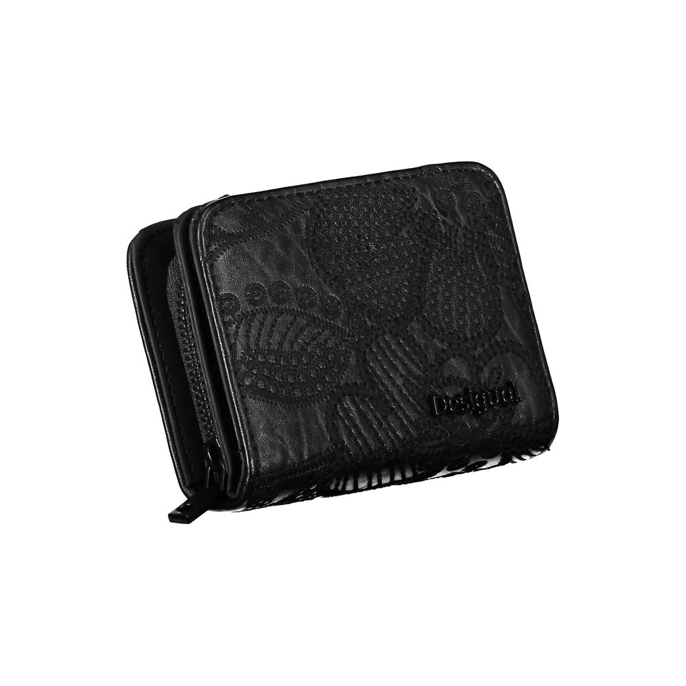 Desigual Elegant Black Wallet with Secure Compartments - Luksusmuotia Desigual - Tutustu YVES JAVANNI® 