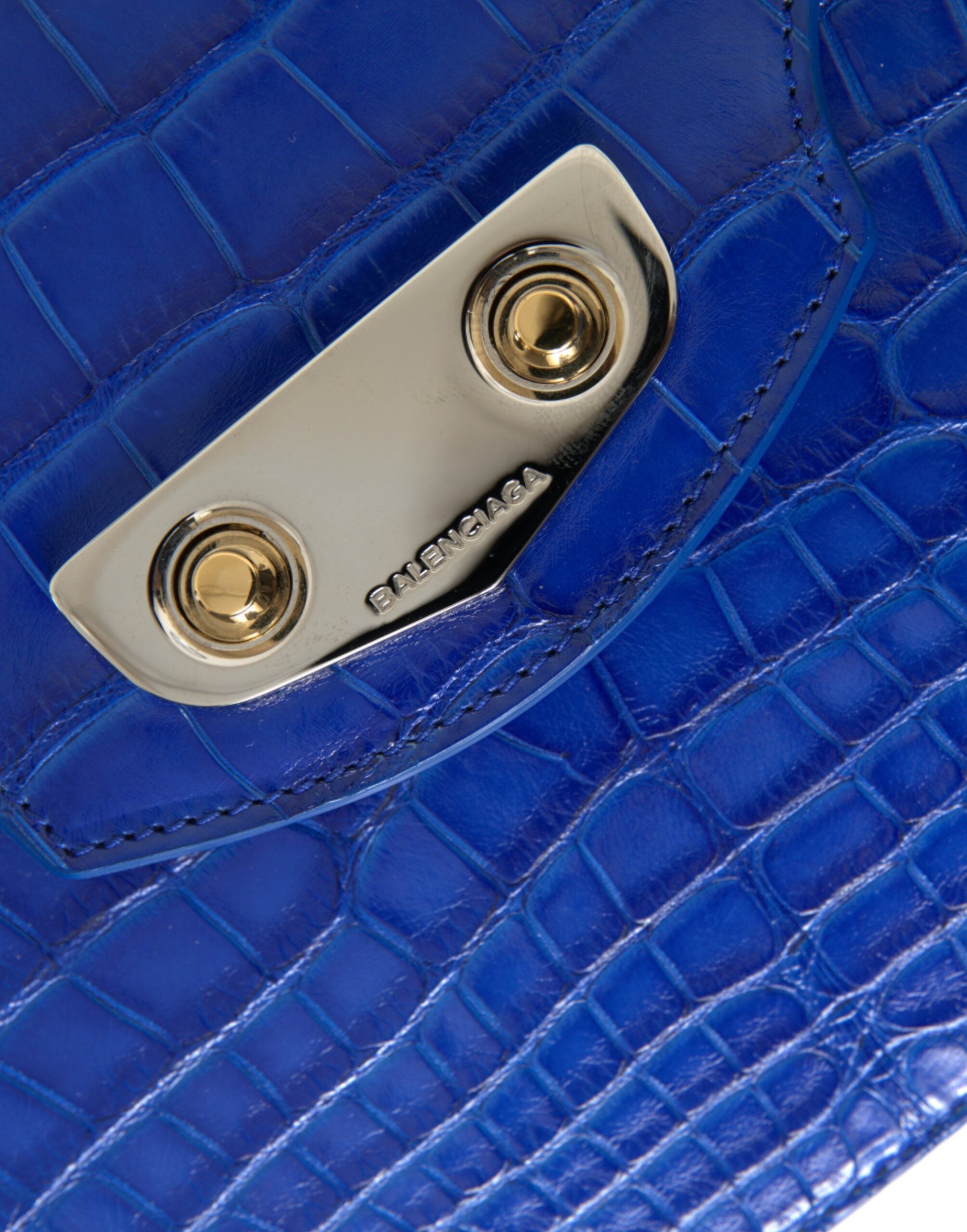 Balenciaga Chic Alligator Skin Chain Shoulder Bag - Luksusmuotia Balenciaga - Tutustu YVES JAVANNI® 