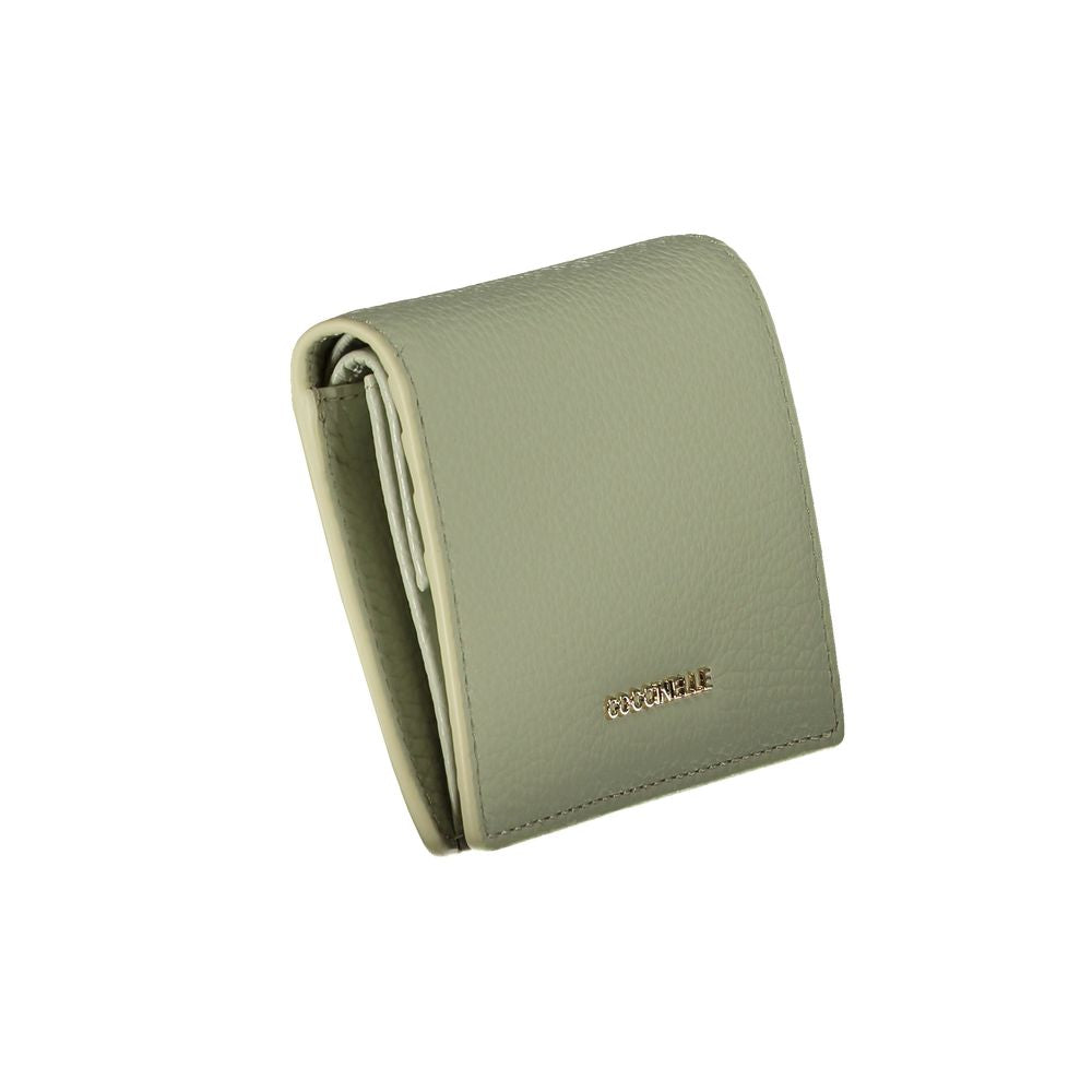 Coccinelle Green Leather Wallet - Luksusmuotia Coccinelle - Tutustu YVES JAVANNI® 