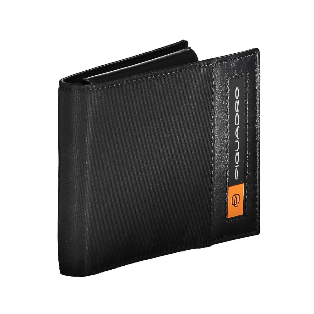 Piquadro Eco-Chic Contrast Detailed Black Wallet - Luksusmuotia Piquadro - Tutustu YVES JAVANNI® 