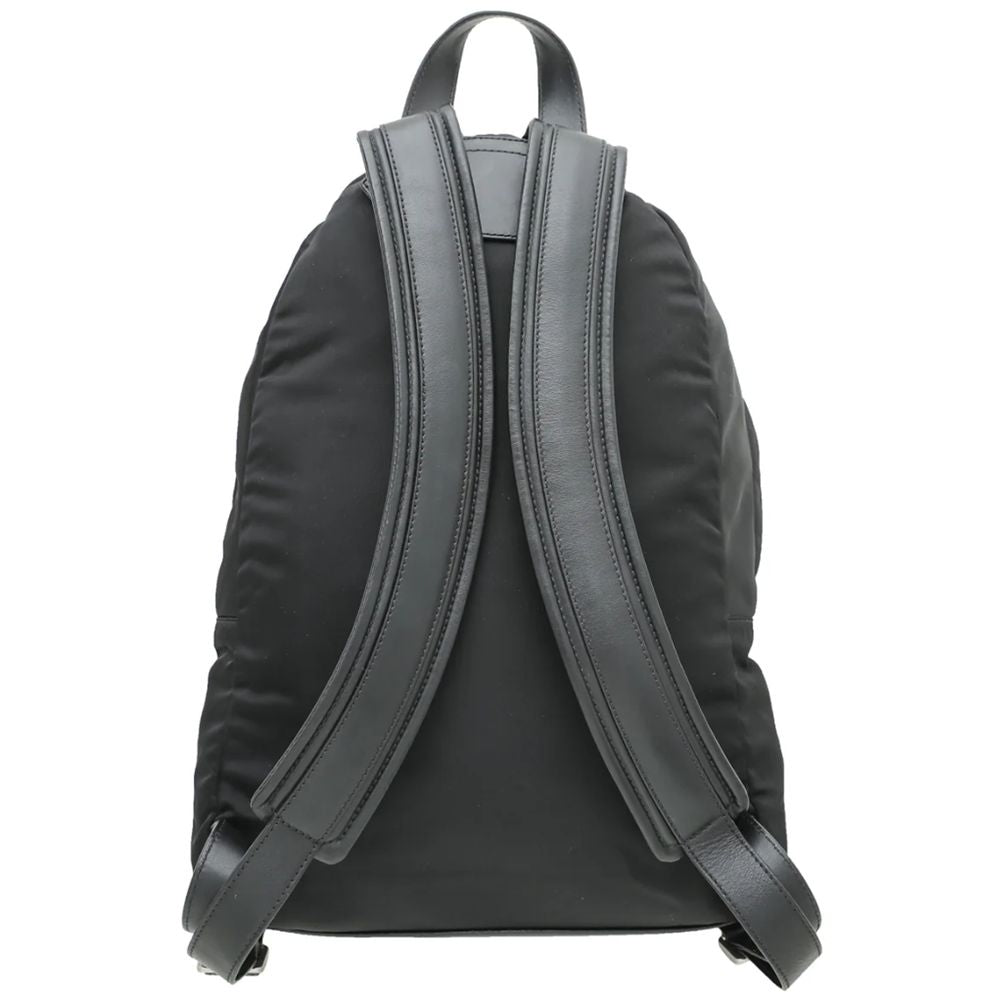 Givenchy Black Nylon Backpack - Luksusmuotia Givenchy - Tutustu YVES JAVANNI® 