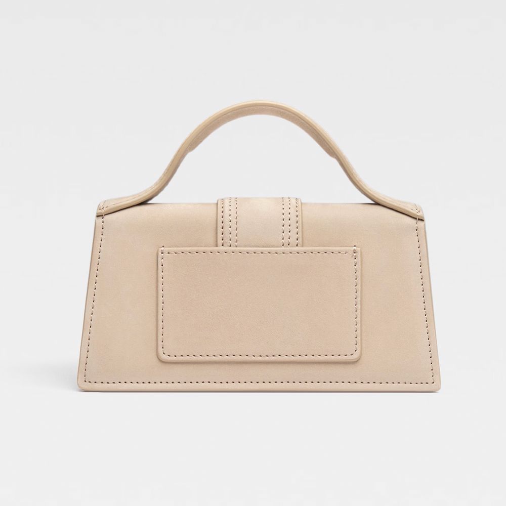 Jacquemus Beige Leather Crossbody Bag - Luksusmuotia Jacquemus - Tutustu YVES JAVANNI® 