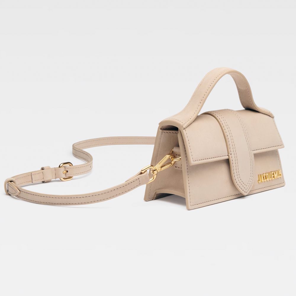 Jacquemus Beige Leather Crossbody Bag - Luksusmuotia Jacquemus - Tutustu YVES JAVANNI® 