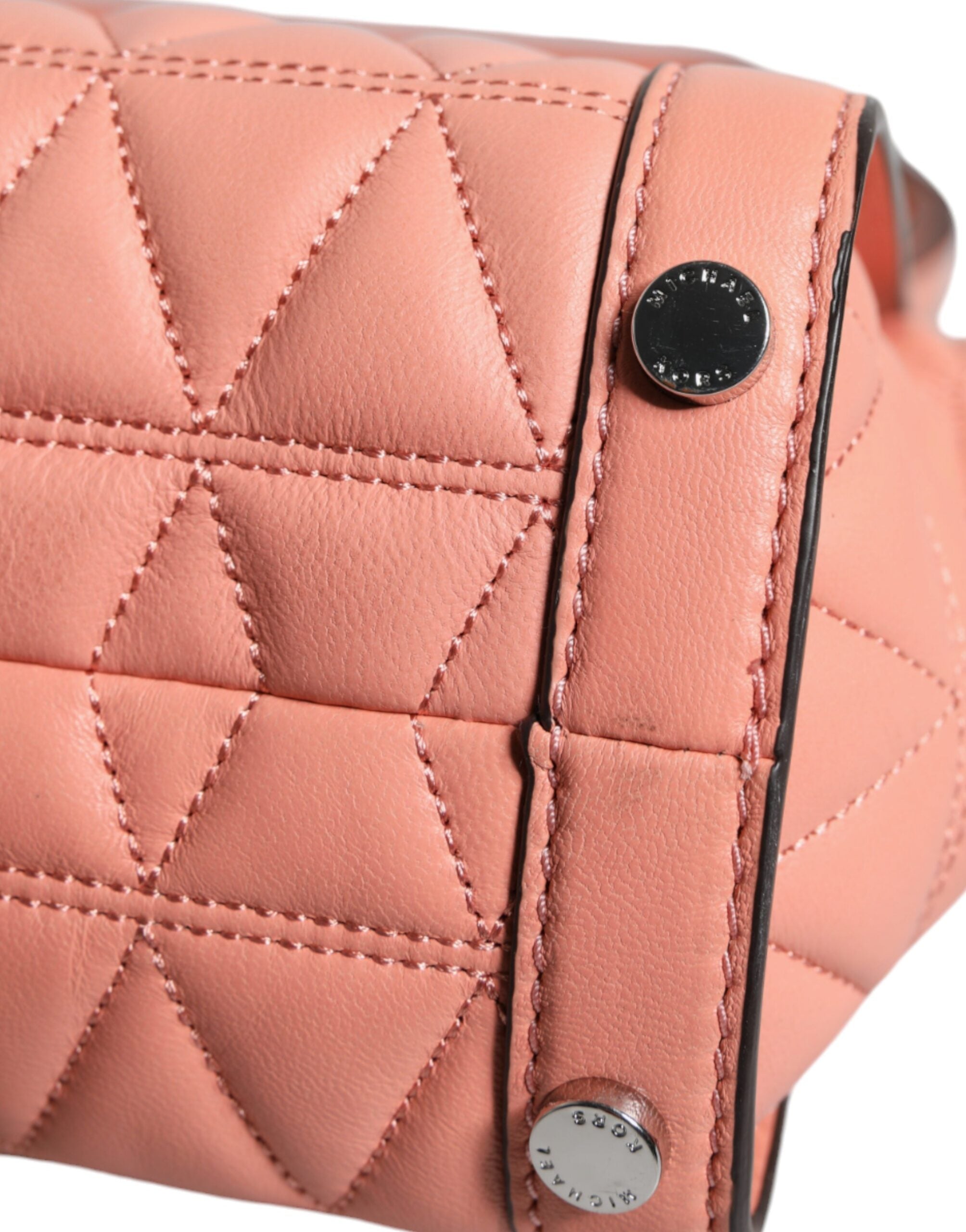 Michael Kors Peach Quilted Leather Logo Crossbody VIVIANNE Messenger Bag - Luksuslaukut ja asusteet Michael Kors - Tutustu YVES JAVANNI® 