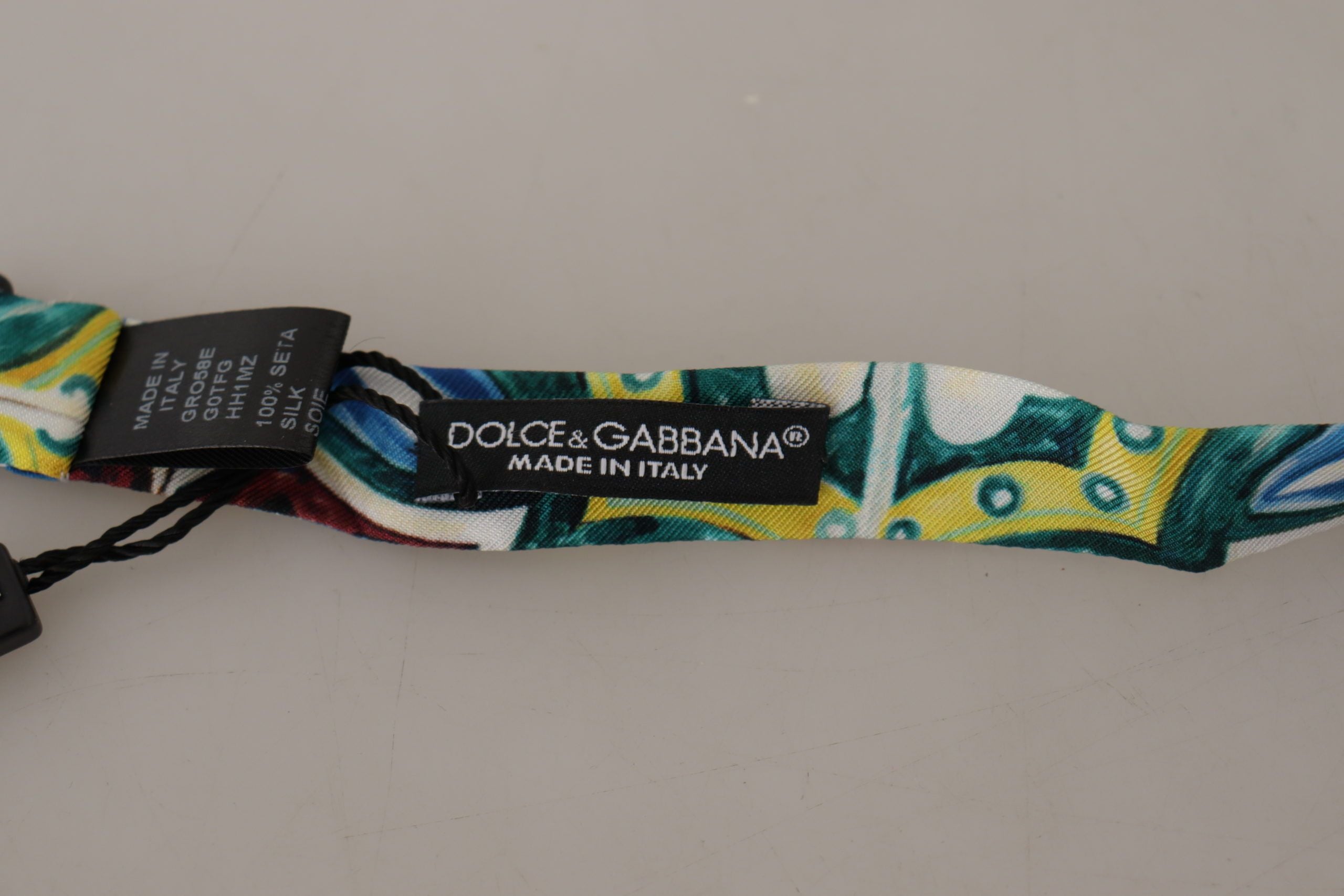 Dolce & Gabbana Elegant Silk Majolica Print Bow Tie - Luksusmuotia Dolce & Gabbana - Tutustu YVES JAVANNI® 