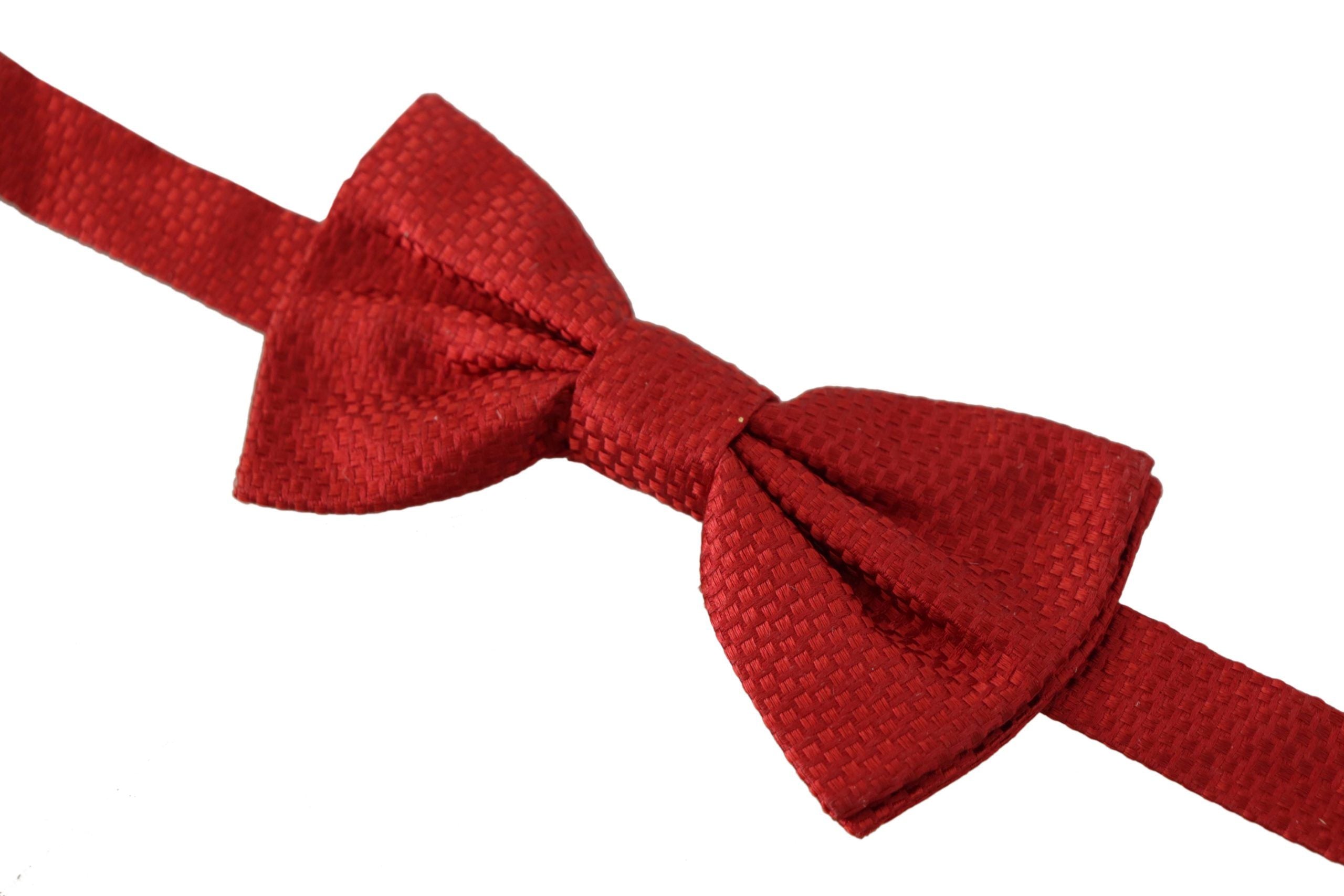 Dolce & Gabbana Elegant Red Silk Bow Tie - Luksusmuotia Dolce & Gabbana - Tutustu YVES JAVANNI® 