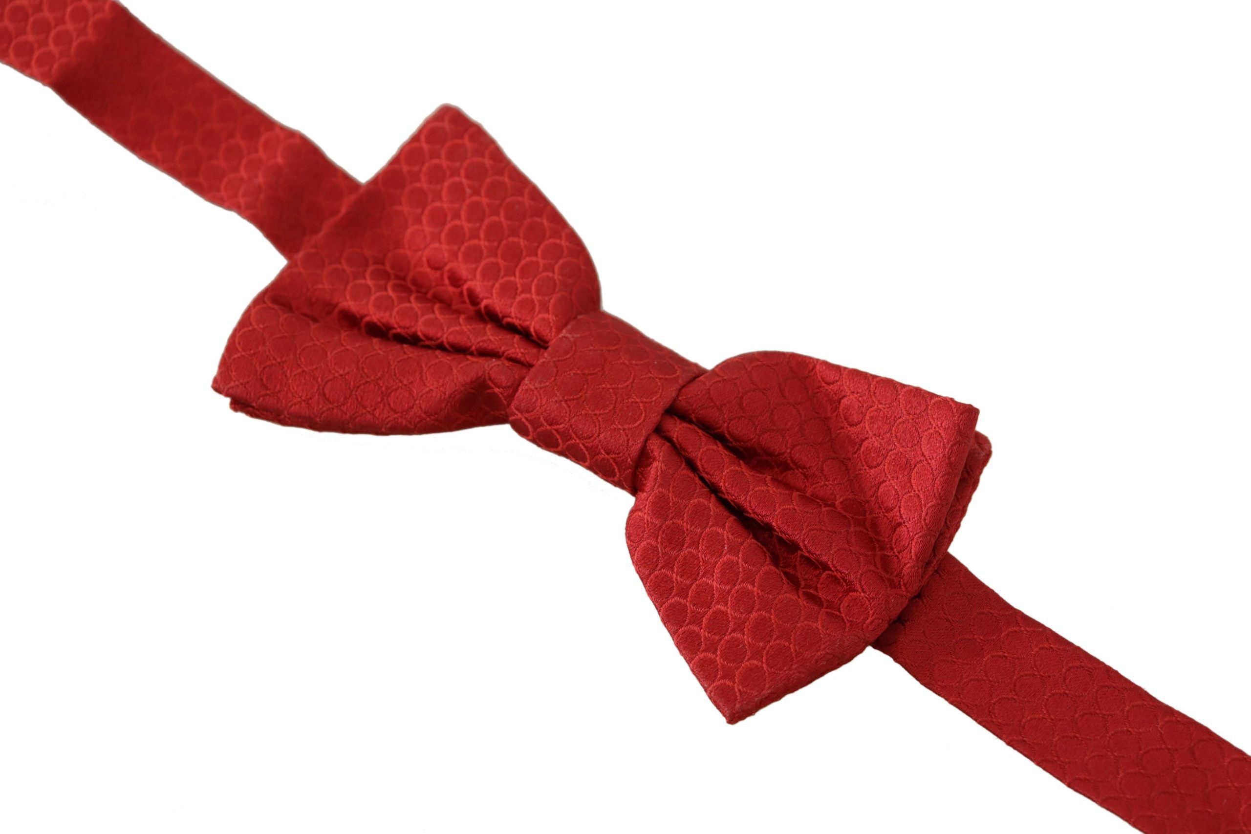 Dolce & Gabbana Elegant Red Silk Tied Bow Tie - Luksusmuotia Dolce & Gabbana - Tutustu YVES JAVANNI® 