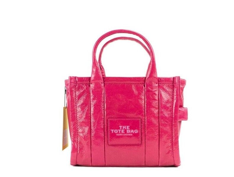 Marc Jacobs The Shiny Crinkle Mini Tote Magenta Leather Crossbody Handbag Purse - Luksuslaukut ja asusteet Marc Jacobs - Tutustu YVES JAVANNI® 