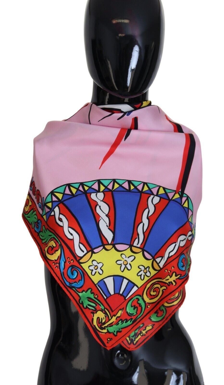 Dolce & Gabbana Sumptuous Silk Scarf with Exclusive Print - Luksusmuotia Dolce & Gabbana - Tutustu YVES JAVANNI® 