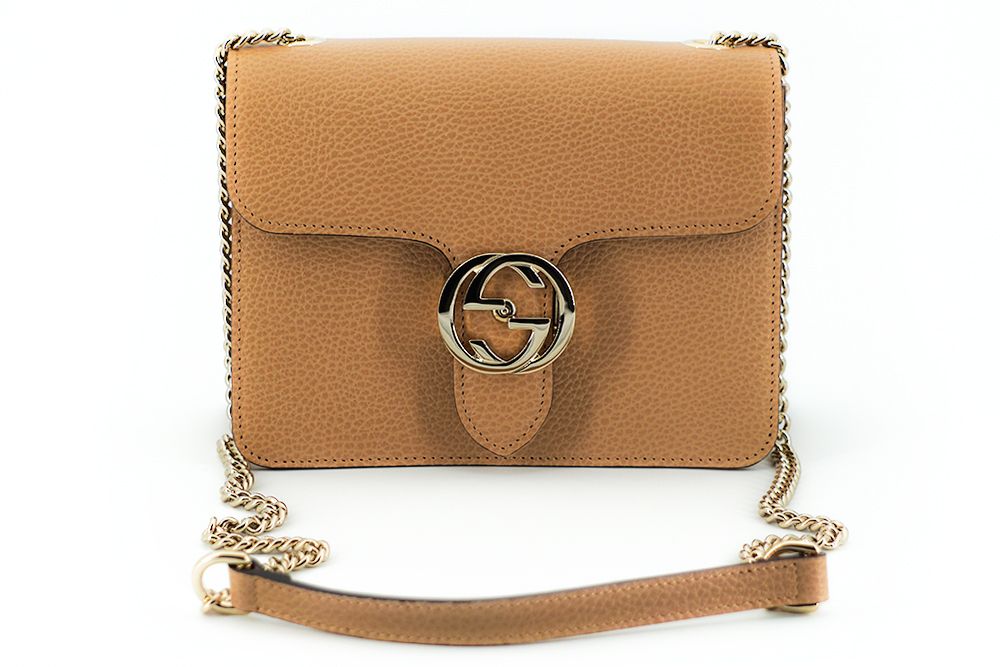 Gucci Elegant Beige Shoulder Bag with GG Snap - Luksusmuotia Gucci - Tutustu YVES JAVANNI® 