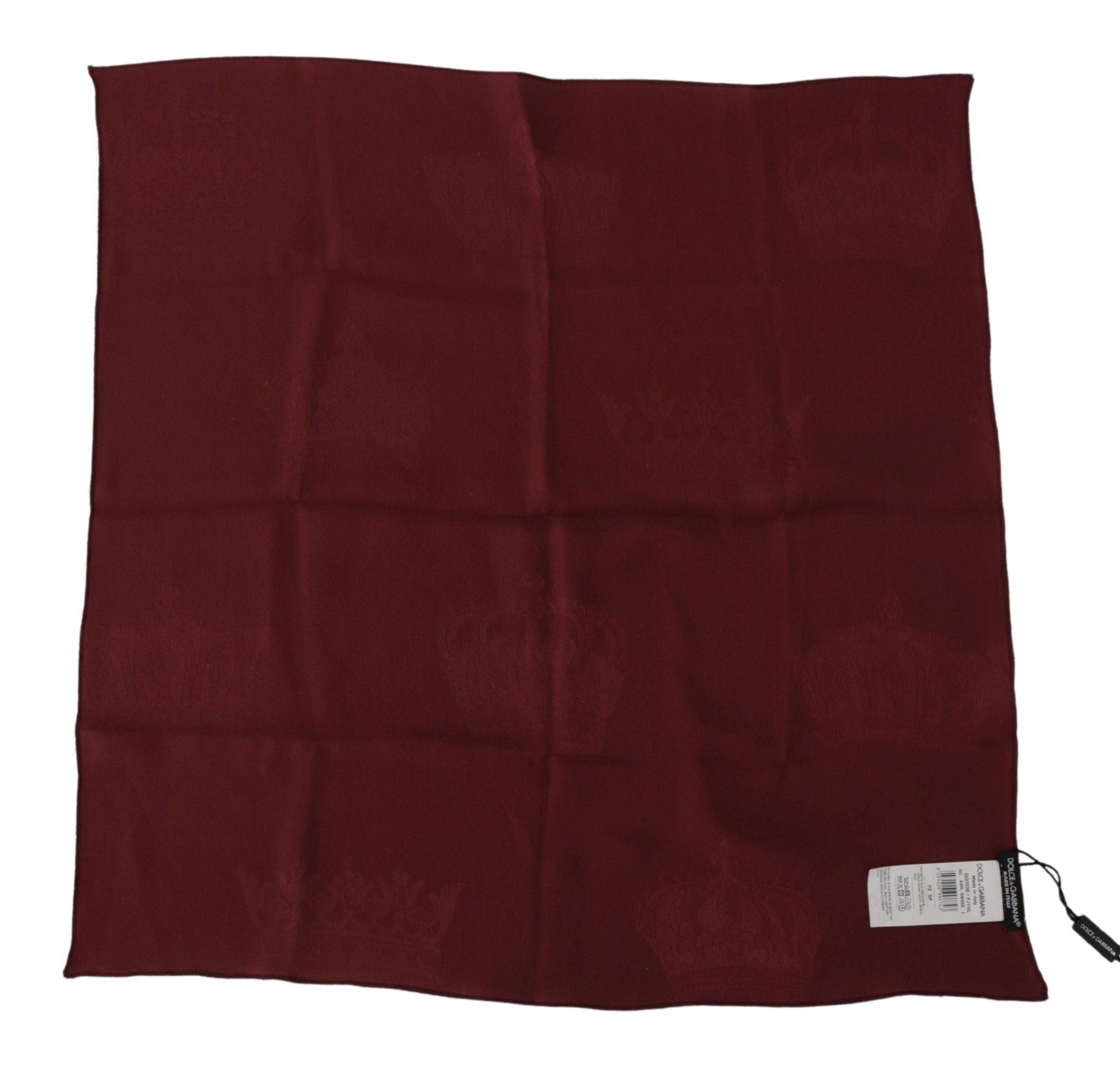 Dolce & Gabbana Elegant Red Silk Square Scarf Wrap - Luksuslaukut ja asusteet Dolce & Gabbana - Tutustu YVES JAVANNI® 