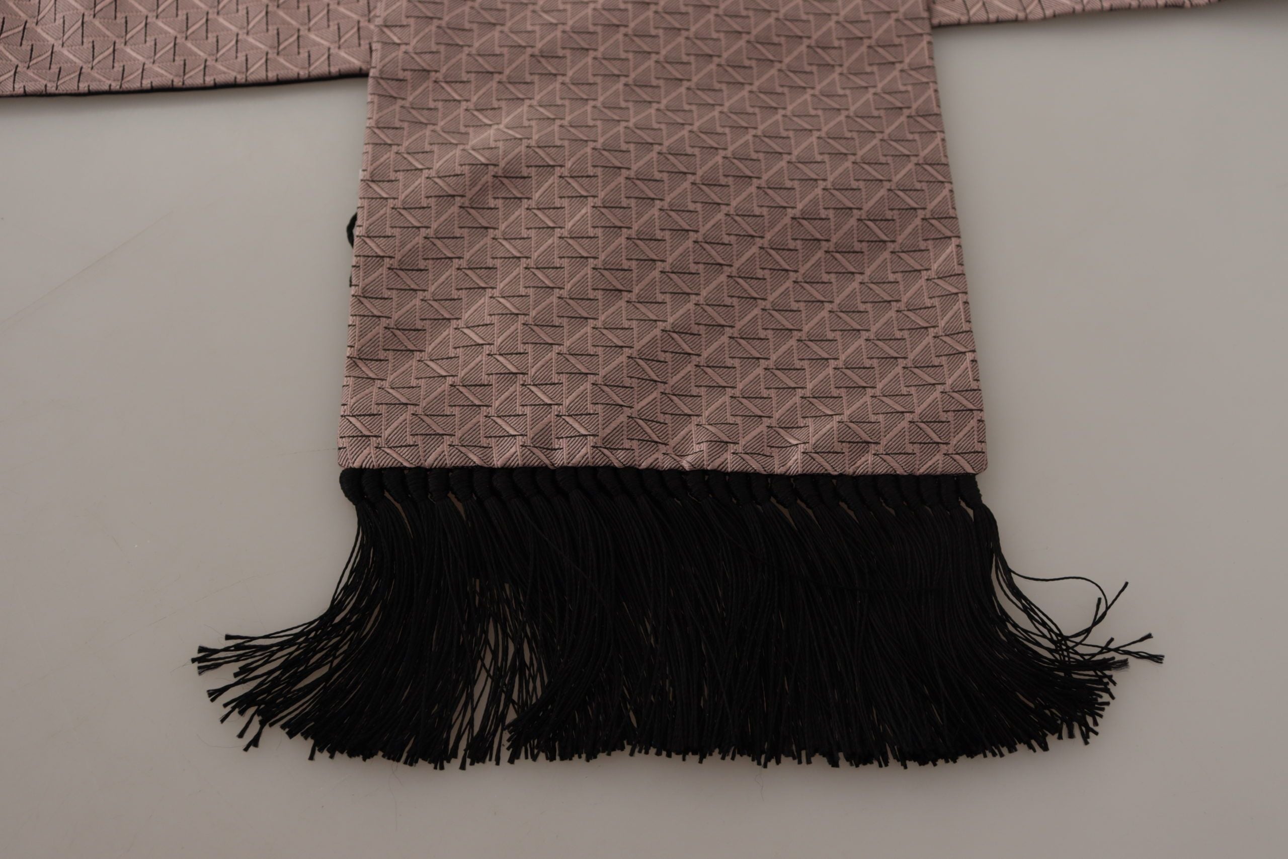 Dolce & Gabbana Elegant Silk Fringed Men's Scarf in Pink - Luksuslaukut ja asusteet Dolce & Gabbana - Tutustu YVES JAVANNI® 