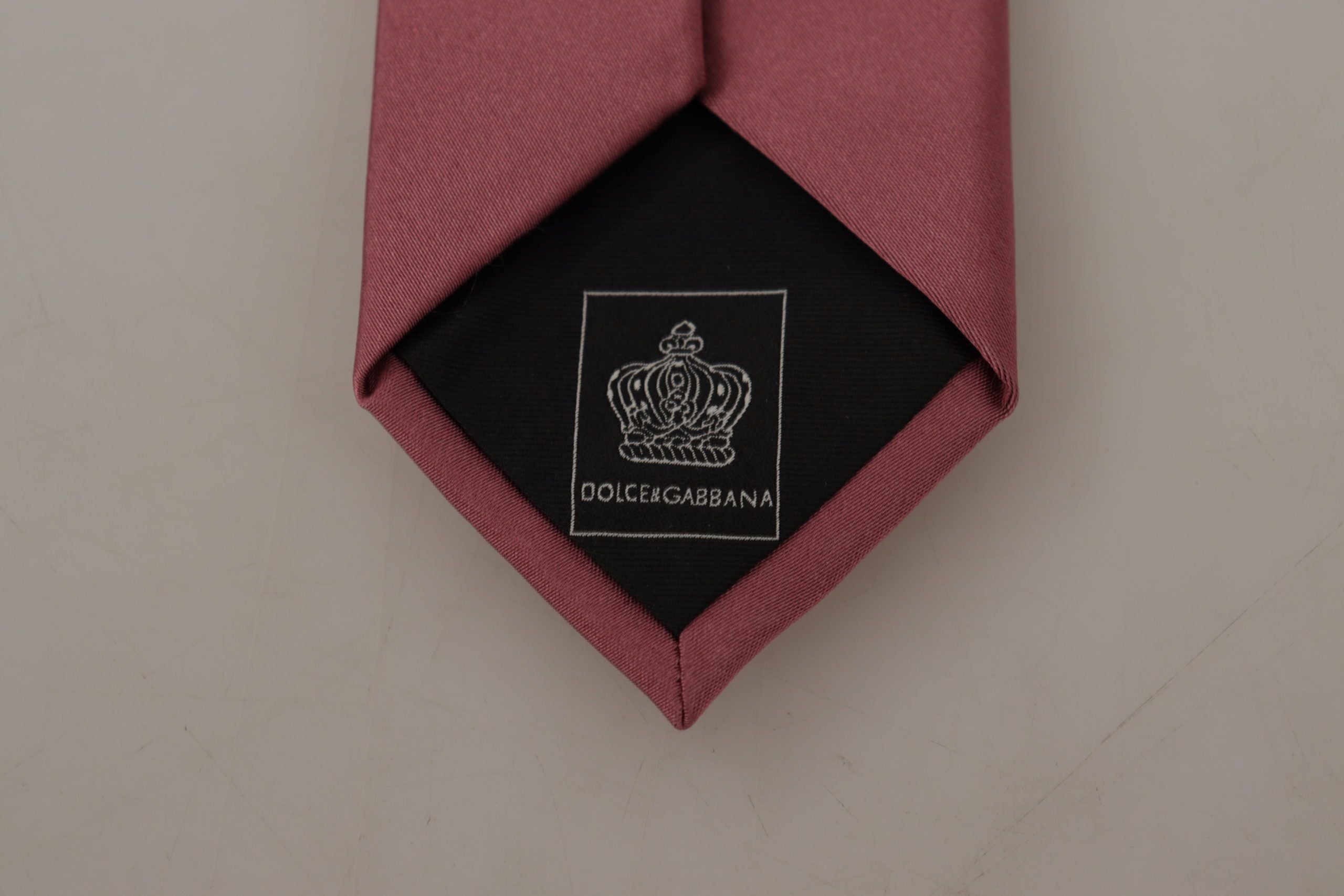 Dolce & Gabbana Elegant Pink Silk Bow Tie - Luksuslaukut ja asusteet Dolce & Gabbana - Tutustu YVES JAVANNI® 