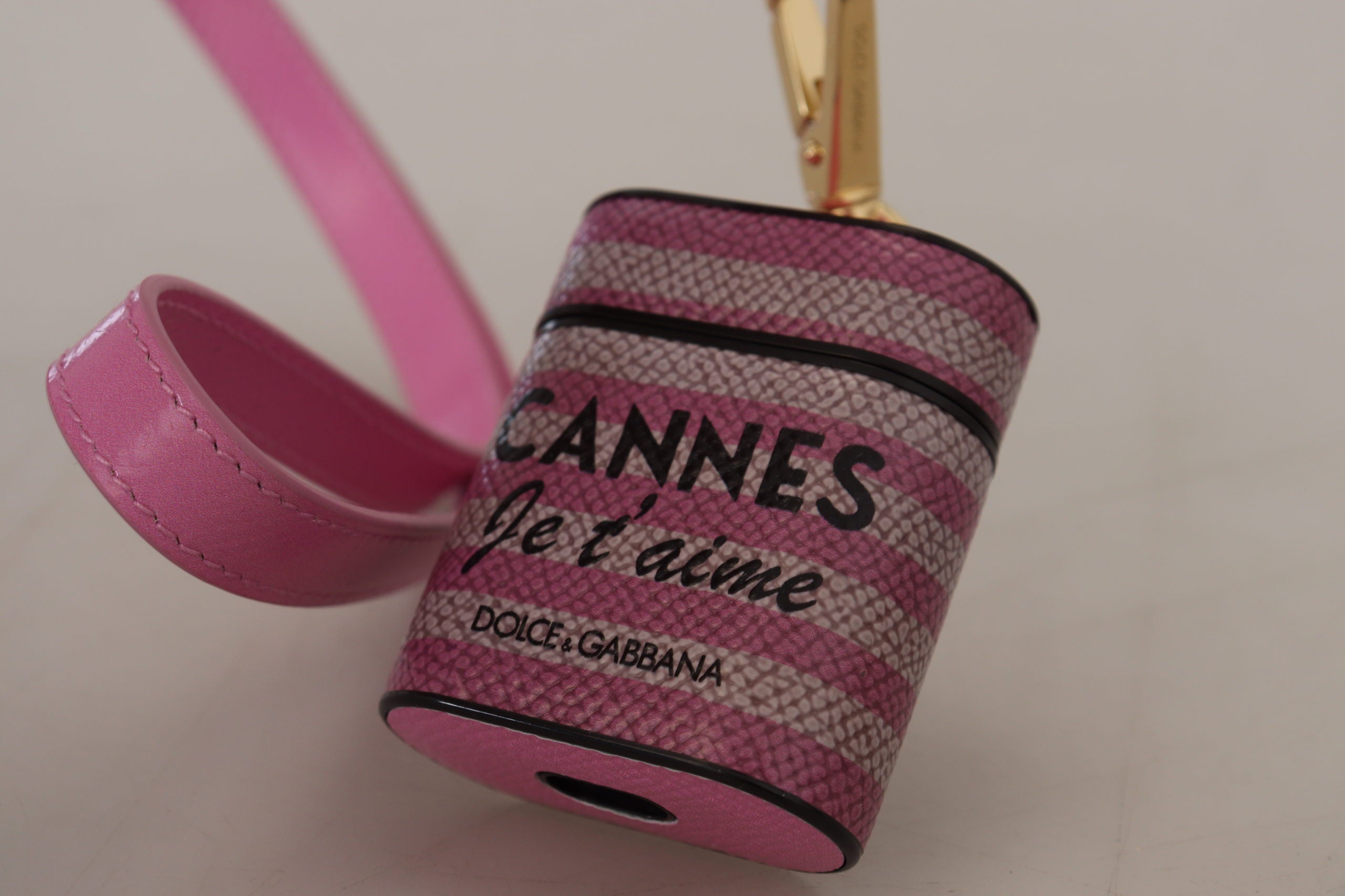 Dolce & Gabbana Chic Leather AirPods Case in Pink - Luksuslaukut ja asusteet Dolce & Gabbana - Tutustu YVES JAVANNI® 