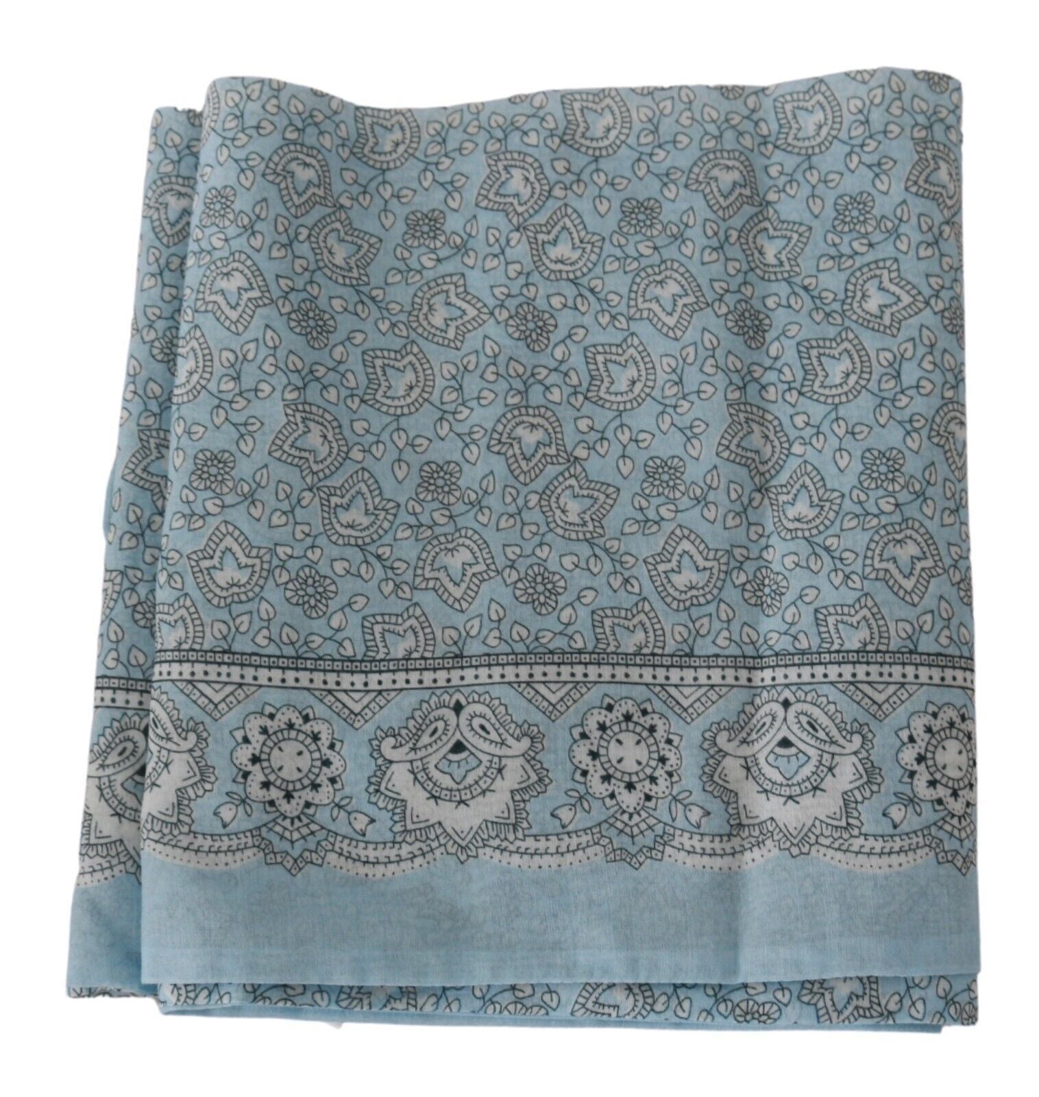 Ermanno Scervino Elegant Silk Bandana Wrap Shawl Scarf - Luksusmuotia Ermanno Scervino - Tutustu YVES JAVANNI® 