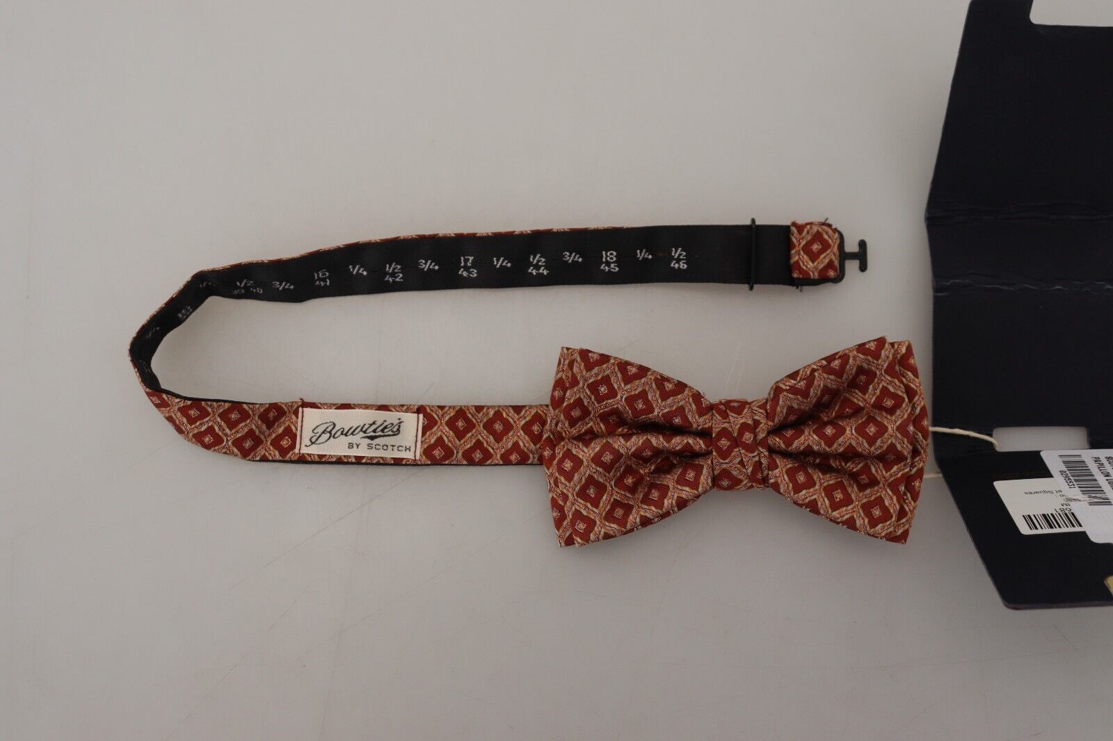 Scotch & Soda Silk Patterned Exclusive Bow Tie - Luksusmuotia Scotch & Soda - Tutustu YVES JAVANNI® 